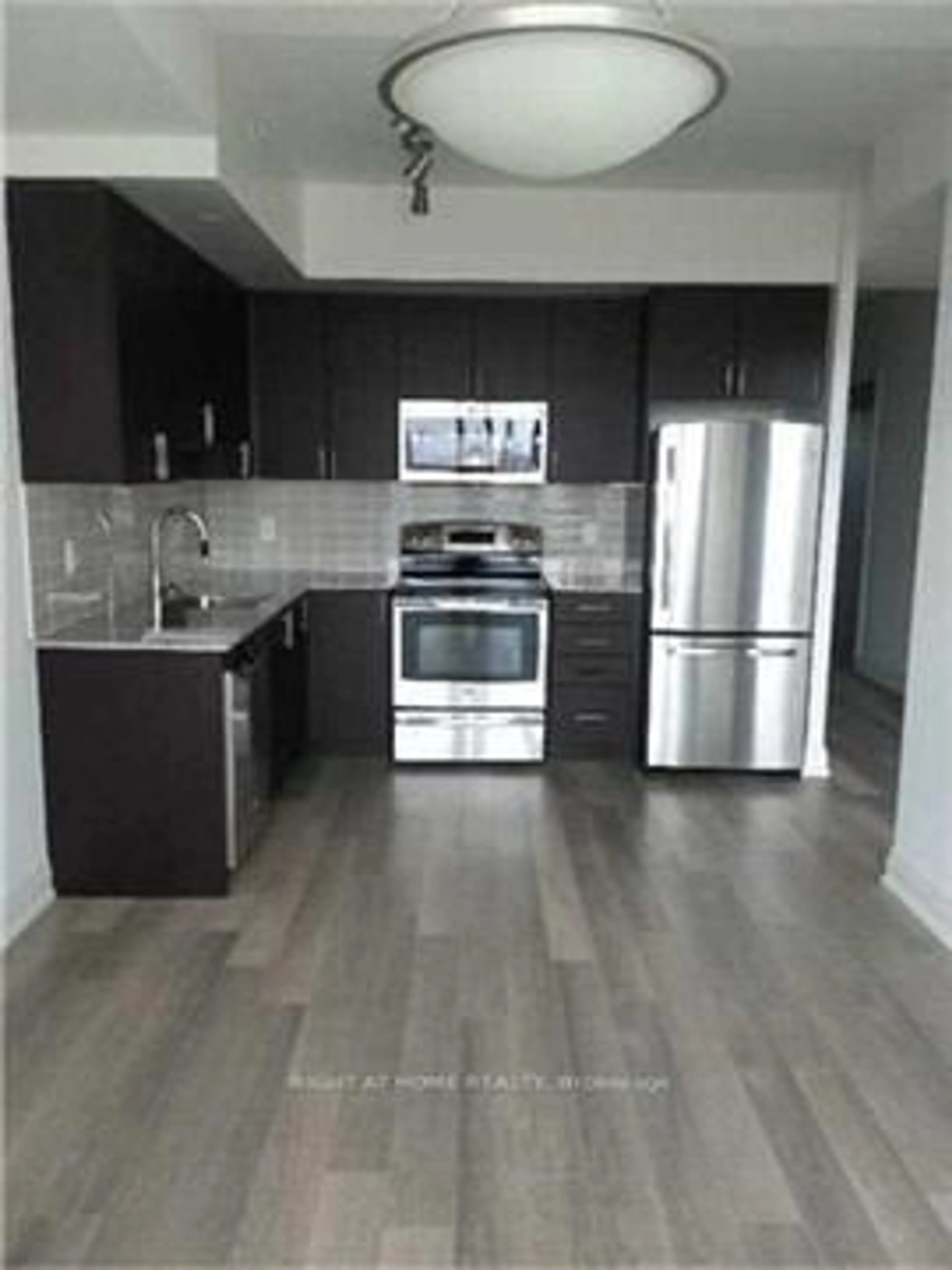 Unknown for 7165 Yonge St #1507, Markham Ontario L3T 0C9