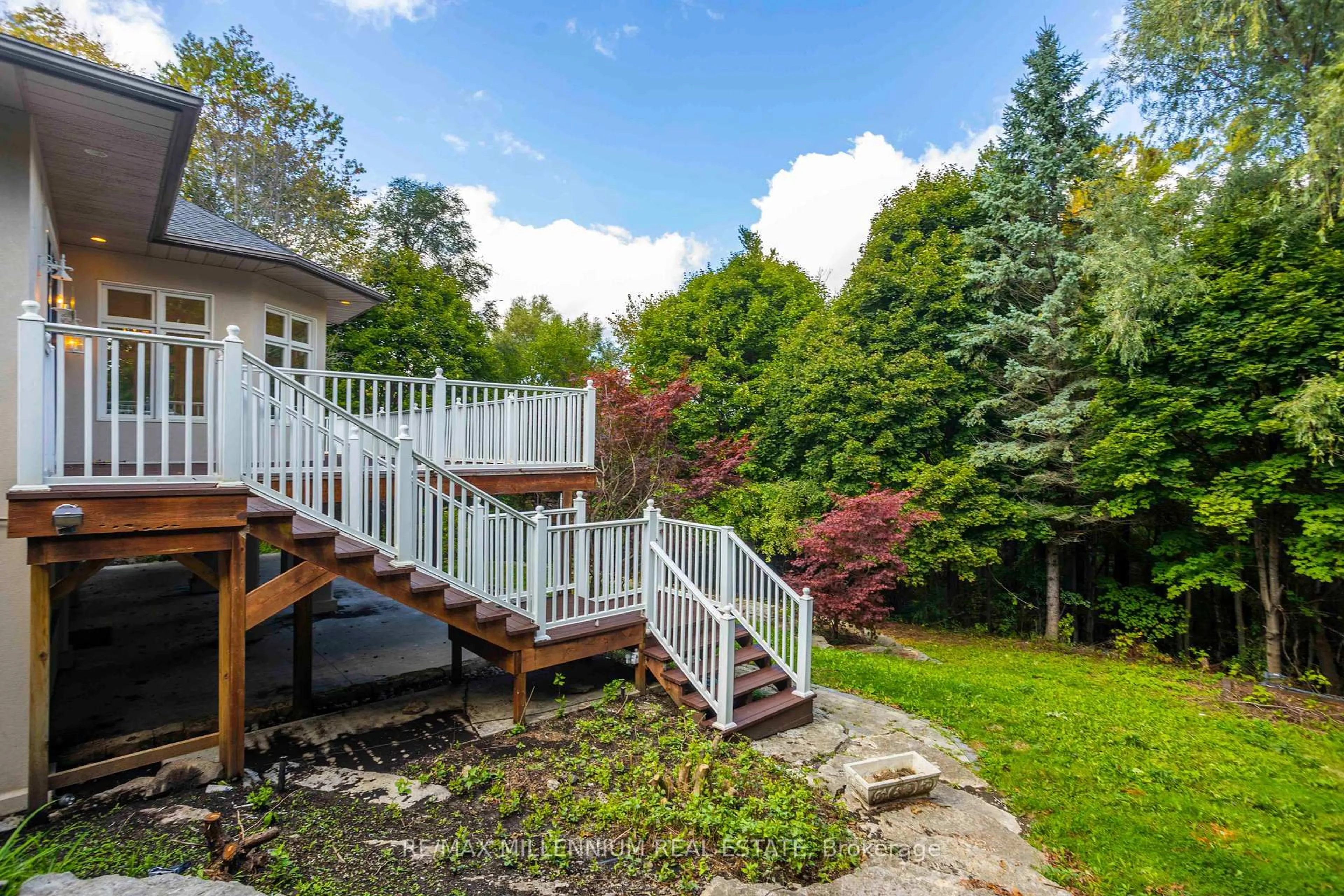 Patio, unknown for 678 Nashville Rd, Vaughan Ontario L0J 1C0