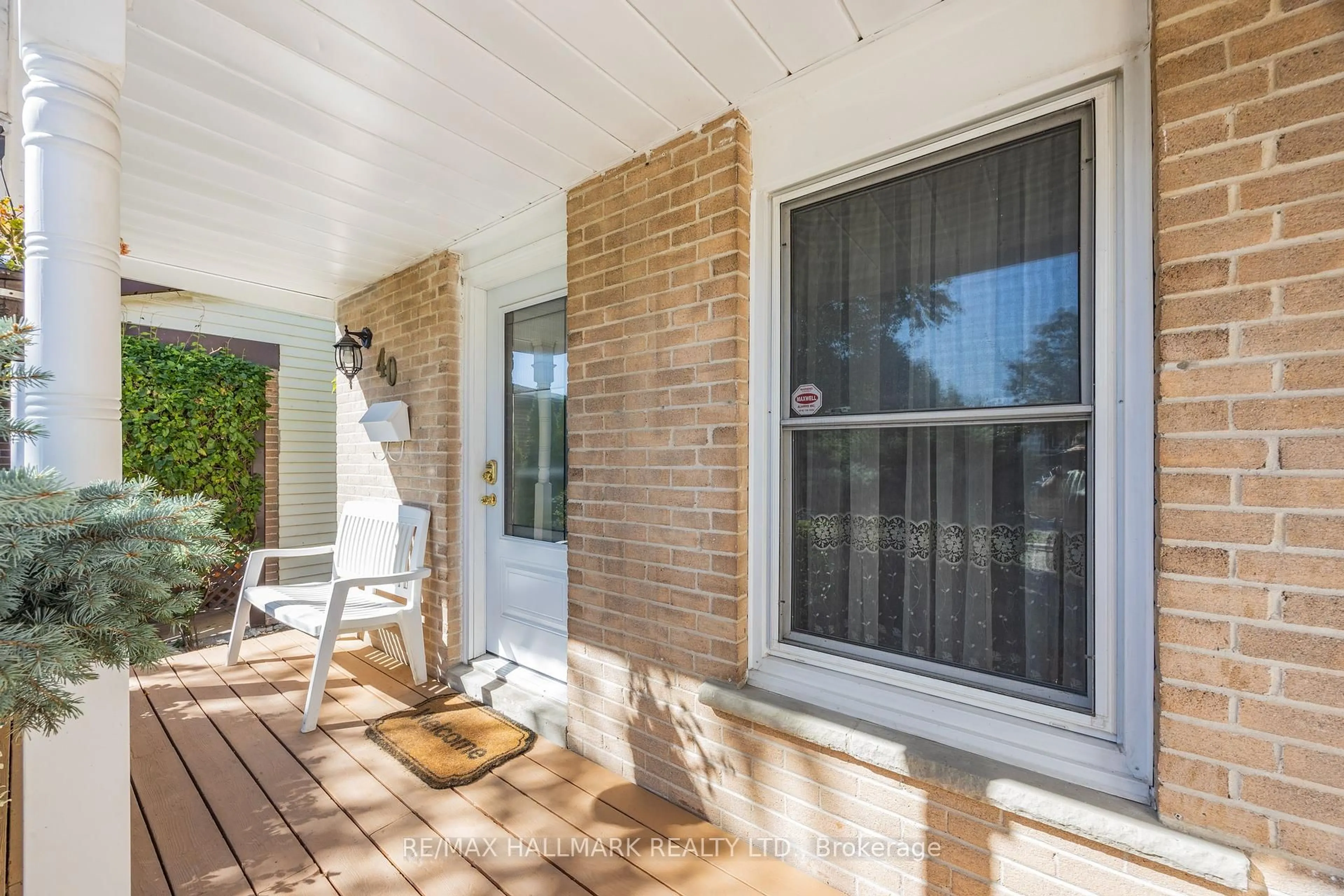Unknown for 40 Lillooet Cres, Richmond Hill Ontario L4C 5A7