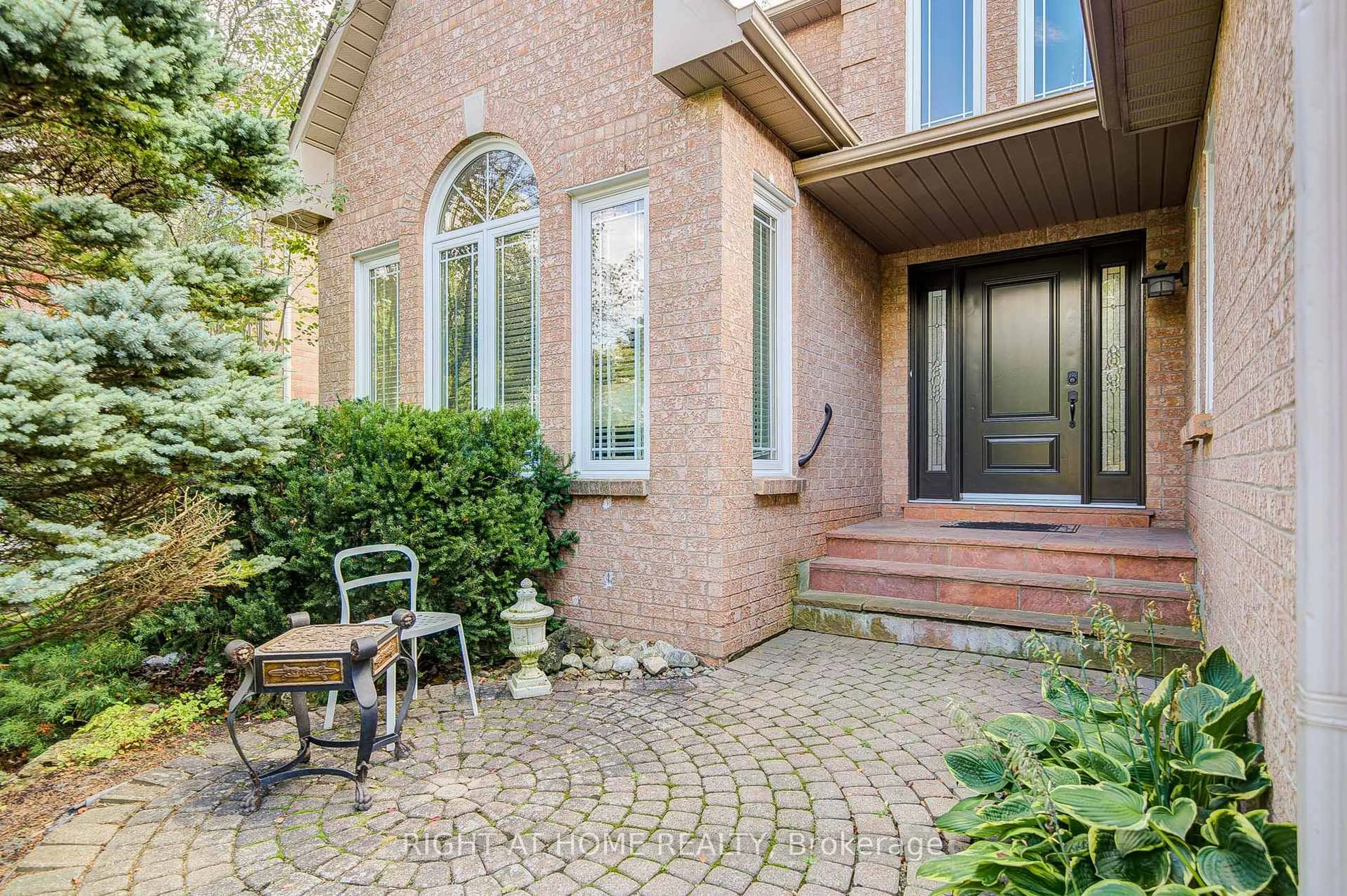Home with brick exterior material, street for 128 Carlyle Cres, Aurora Ontario L4G 6P7