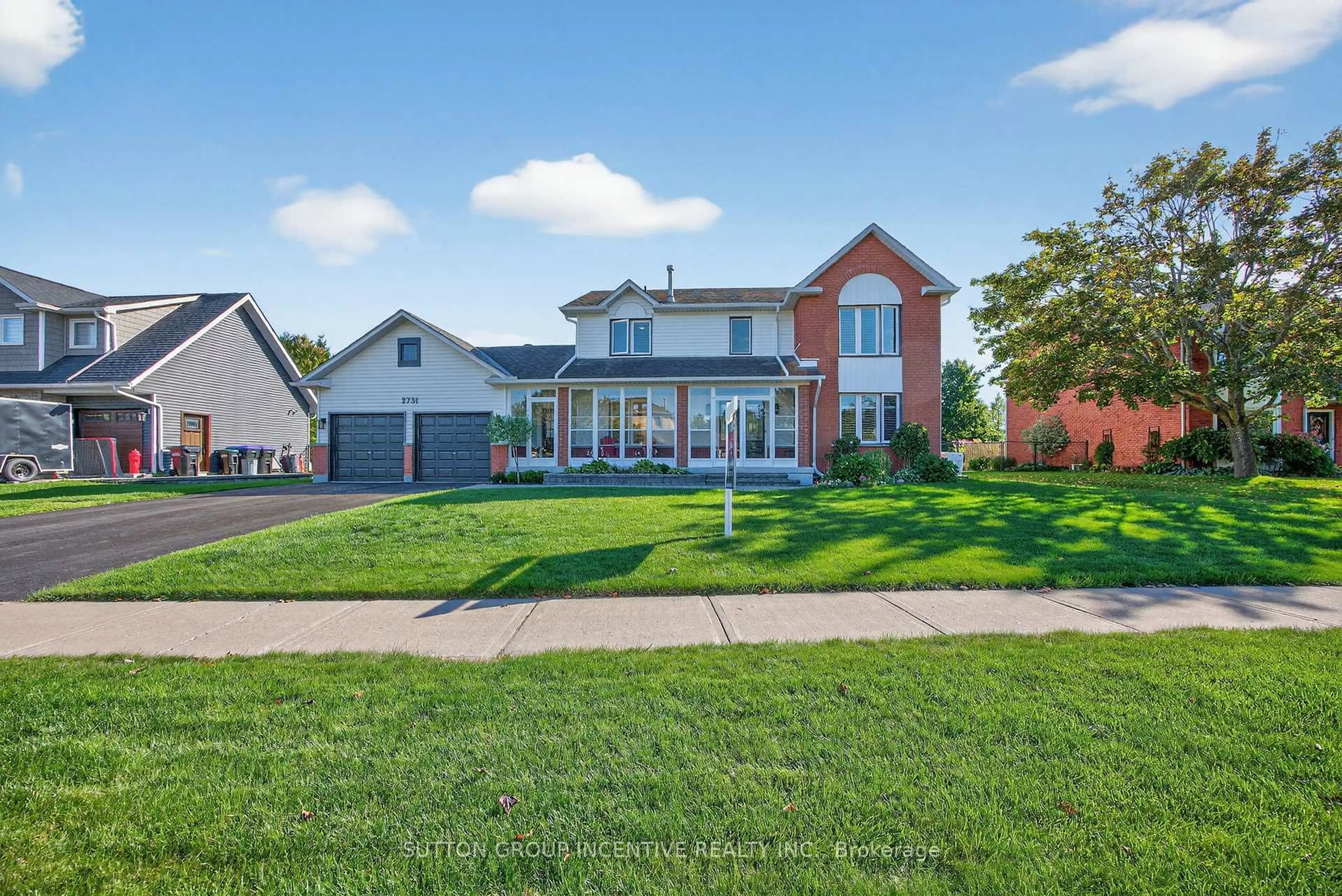 Home with brick exterior material, street for 2731 Shering Cres, Innisfil Ontario L9S 1G9