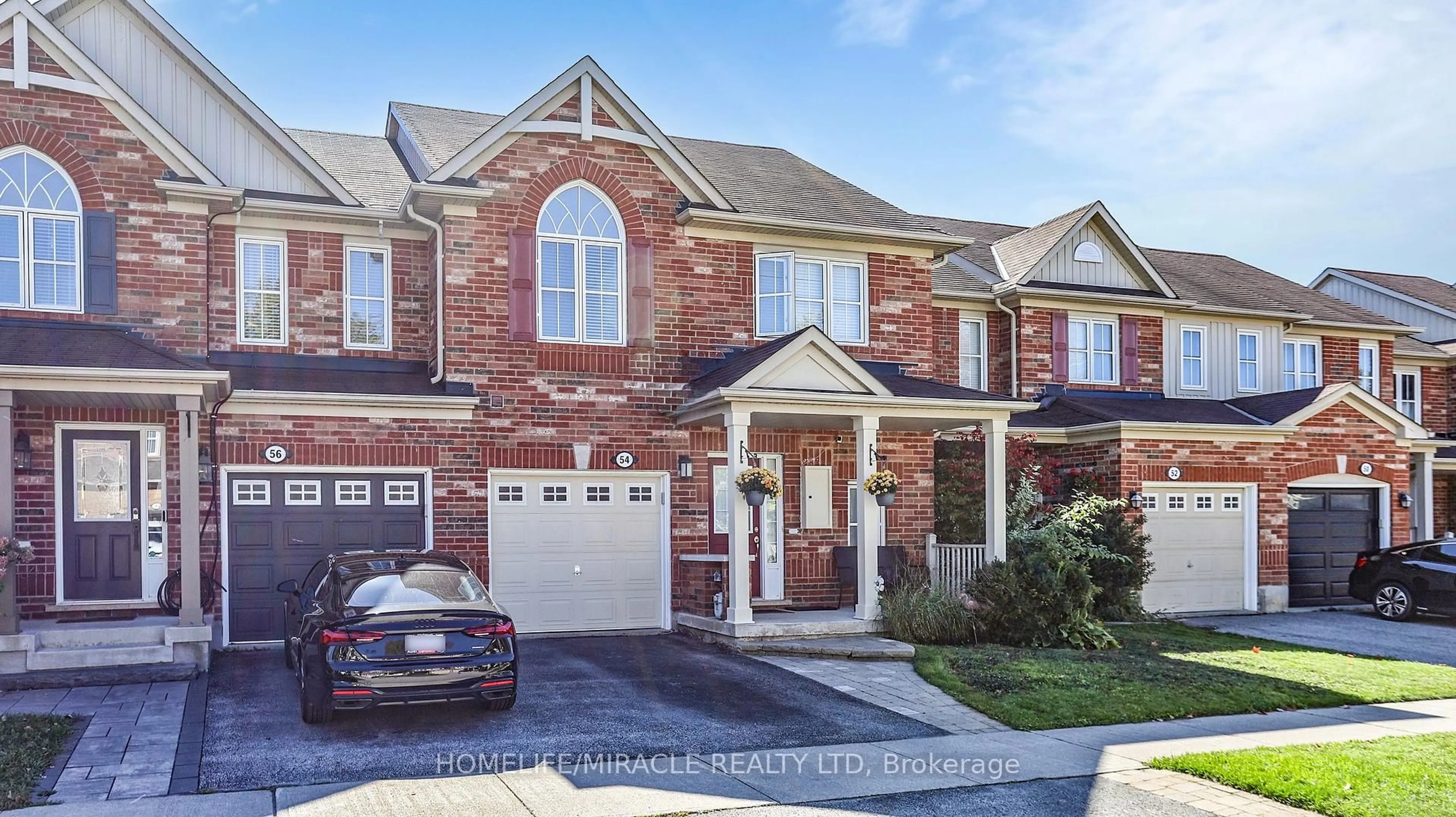 Home with brick exterior material, street for 54 Dougherty Cres, Whitchurch-Stouffville Ontario L4A 0A1