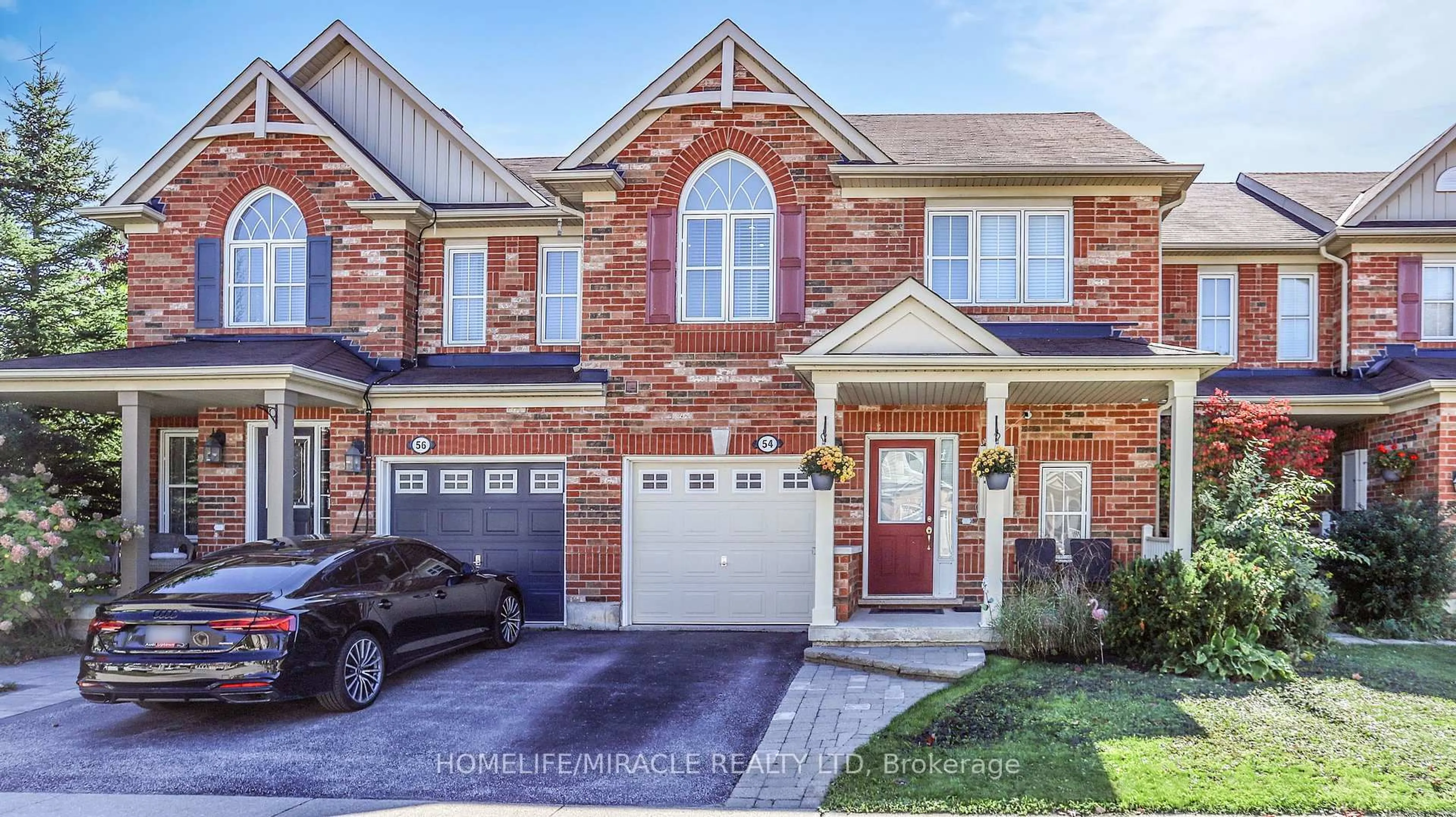 Home with brick exterior material, street for 54 Dougherty Cres, Whitchurch-Stouffville Ontario L4A 0A1
