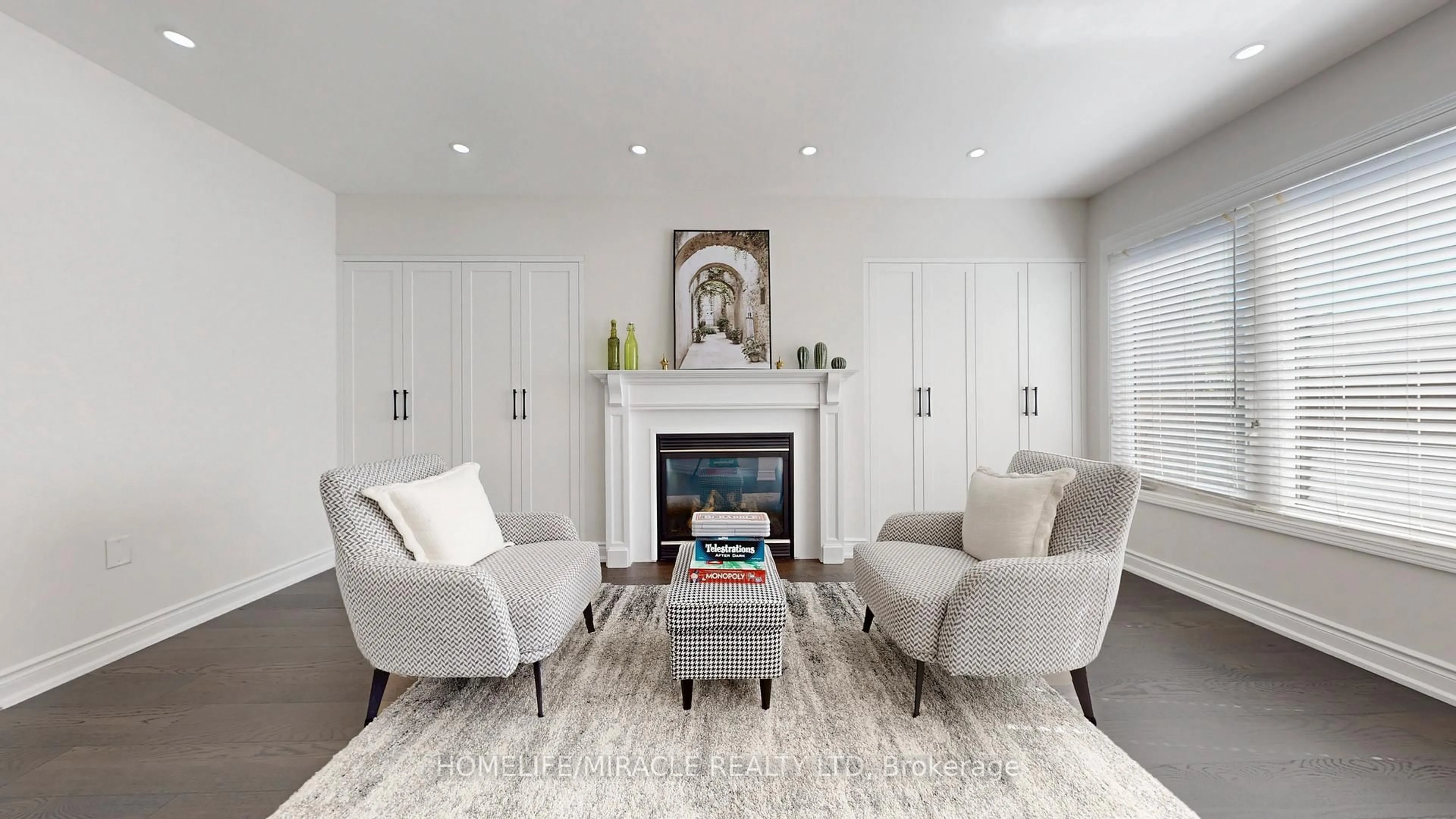 Living room with furniture, wood/laminate floor for 54 Dougherty Cres, Whitchurch-Stouffville Ontario L4A 0A1