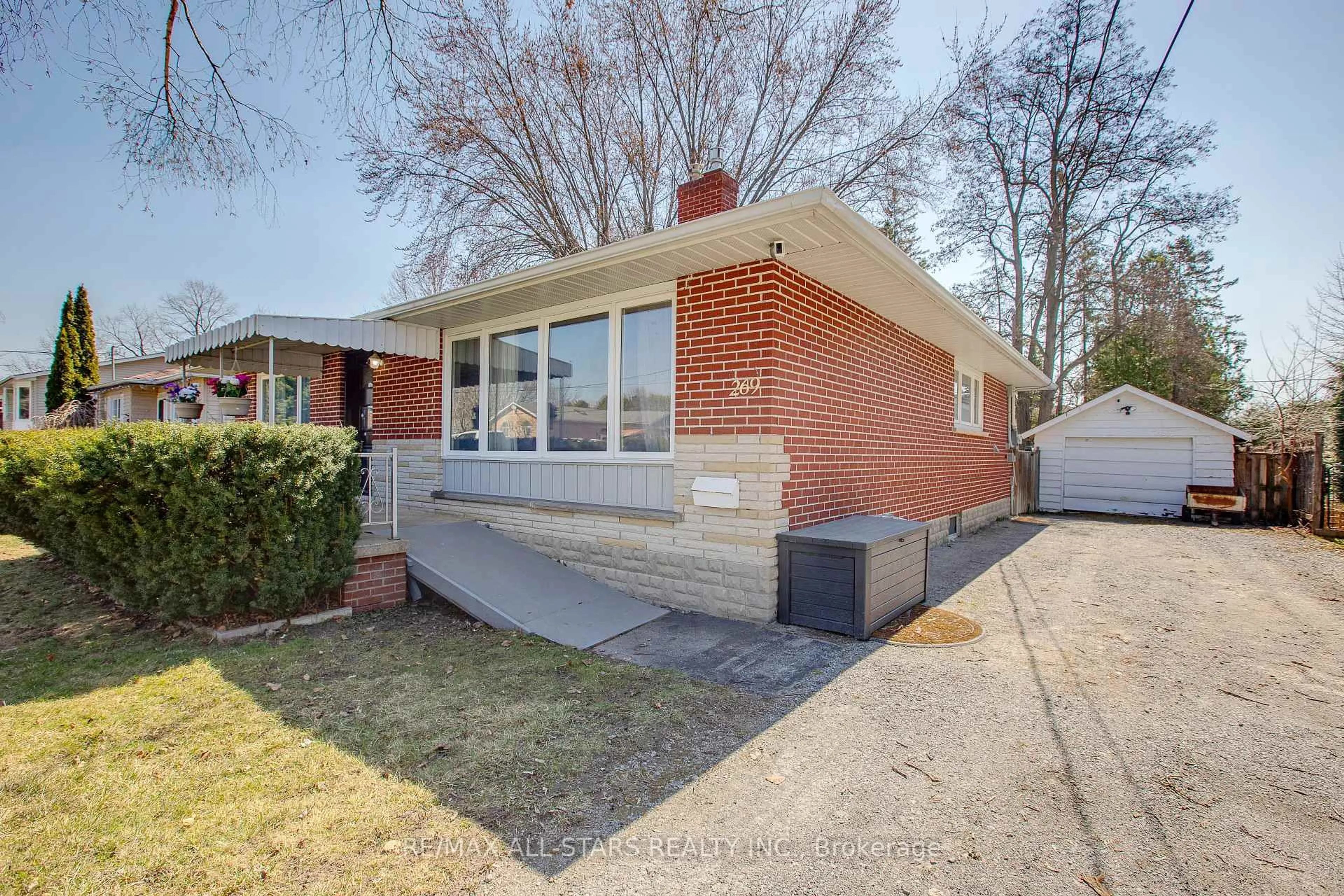 Home with brick exterior material, street for 269 Rayners Rd, Georgina Ontario L4P 1G5