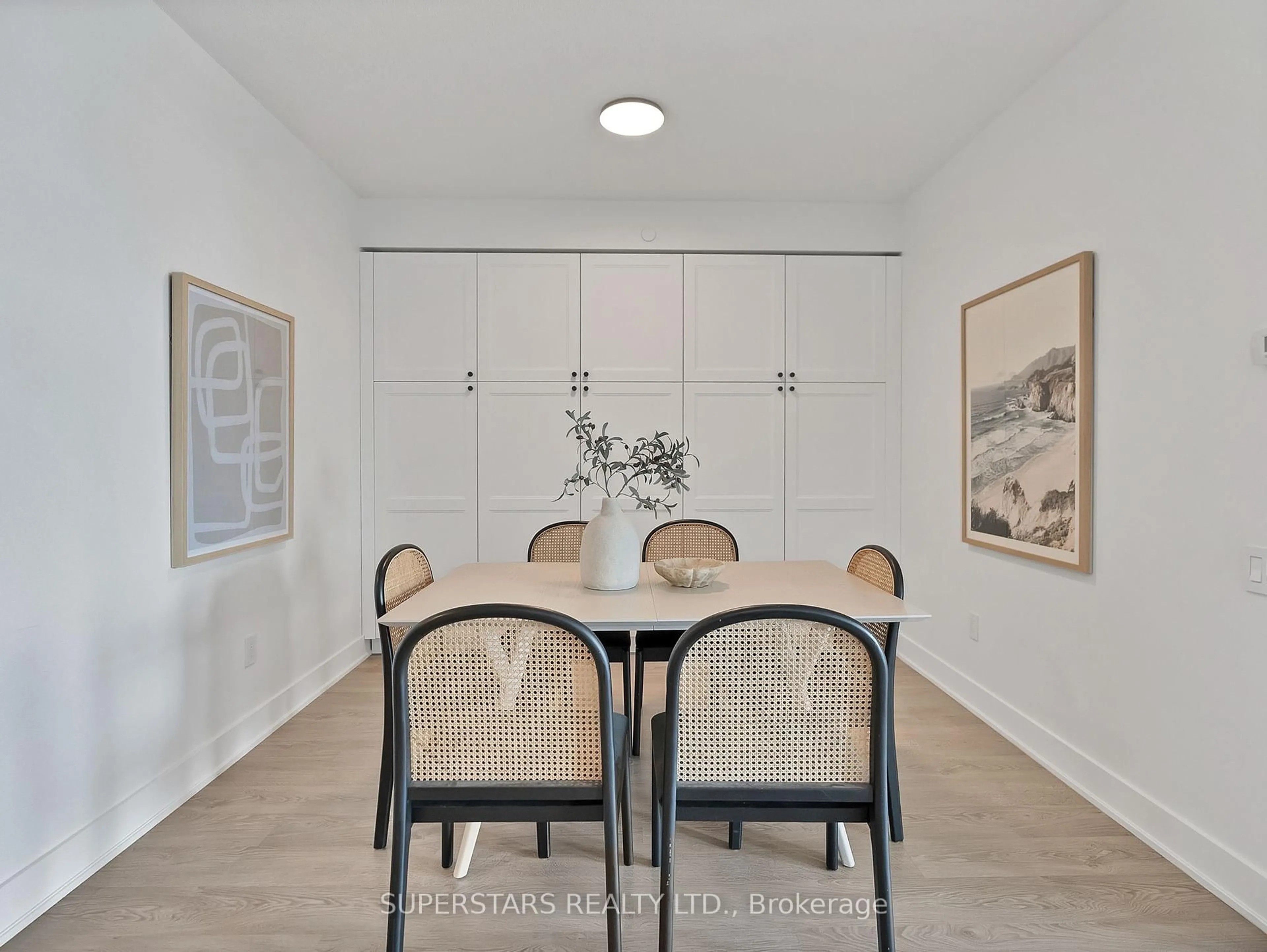 Dining room, unknown for 7608 Yonge St #620, Vaughan Ontario L4J 0J5