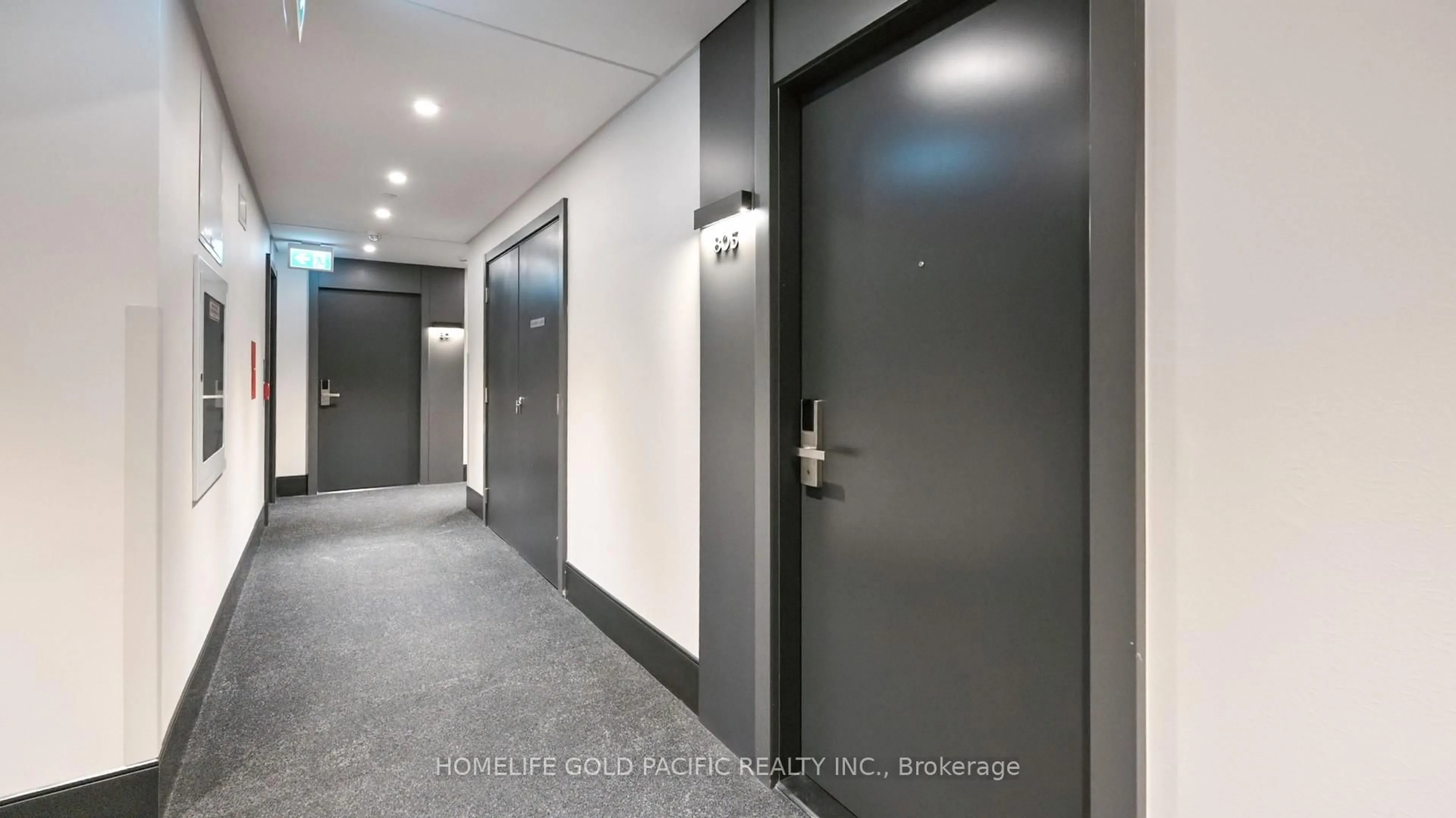 Indoor foyer for 12 Gandhi Lane #805, Markham Ontario L3T 0G8