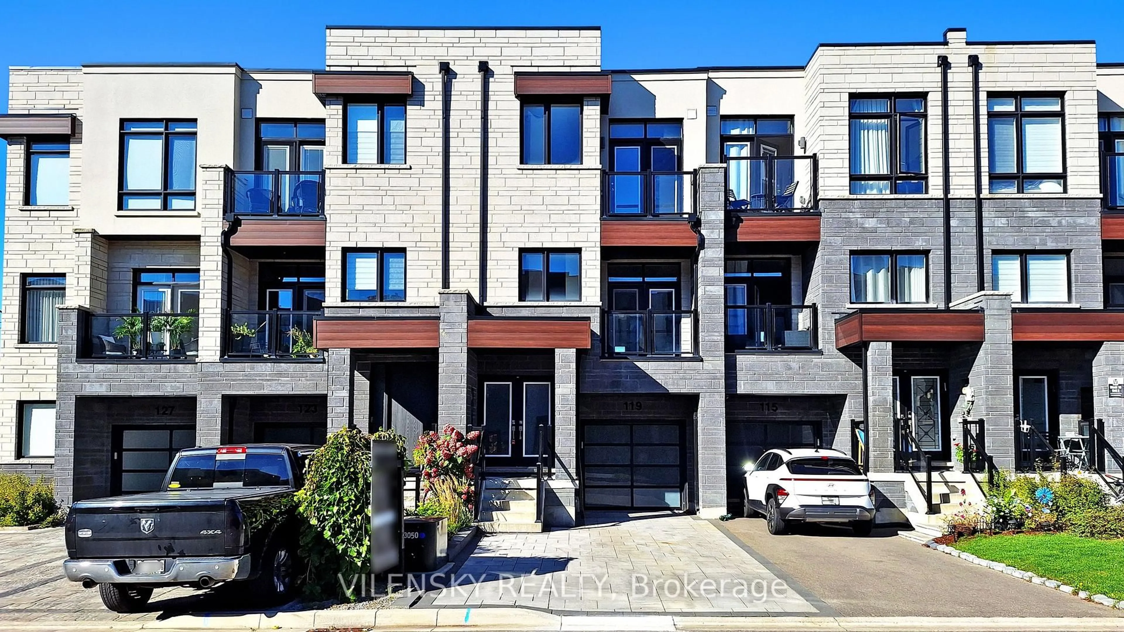 Home with brick exterior material, street for 119 Golden Tr, Vaughan Ontario L6A 4J5