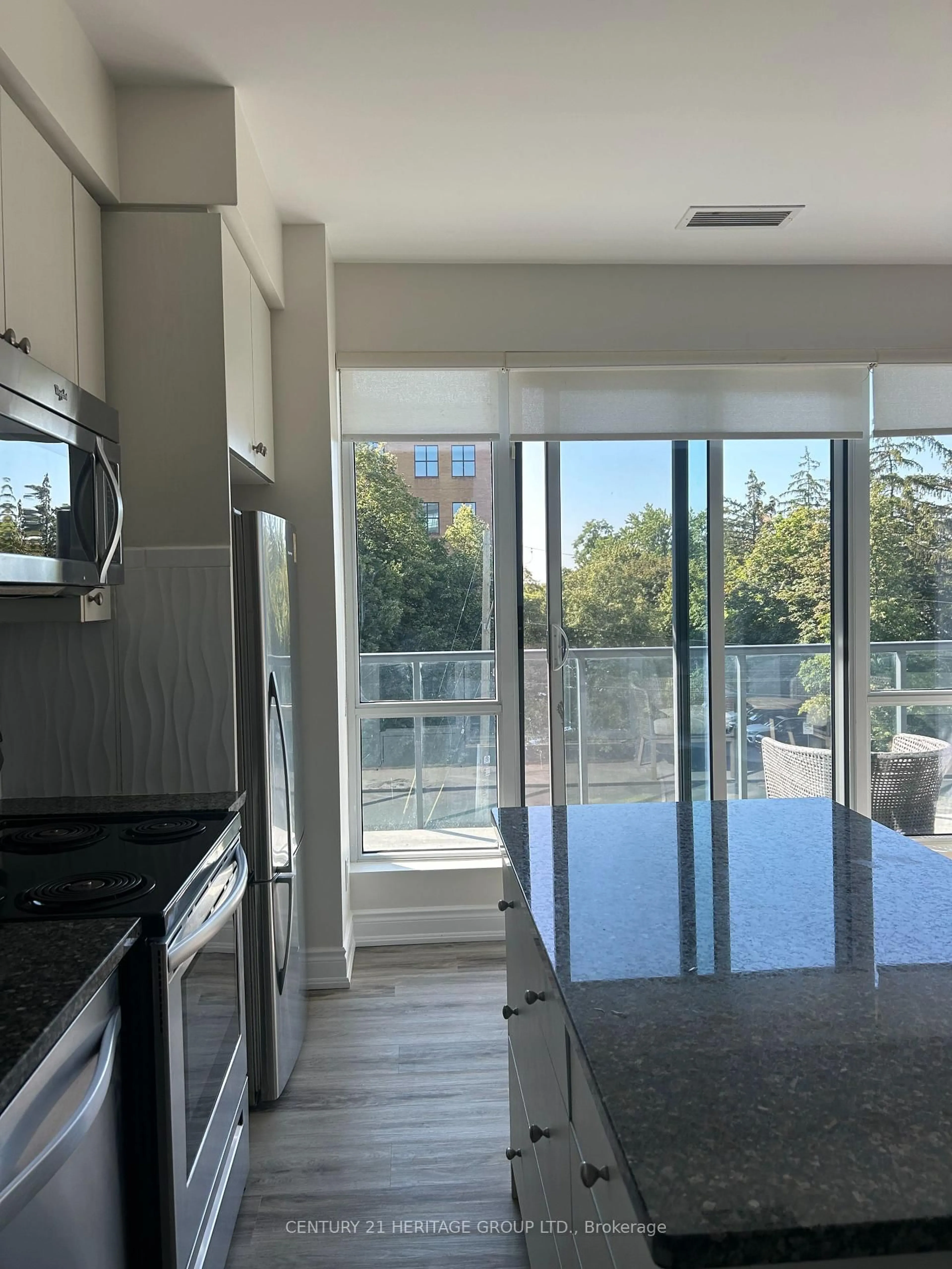 Open concept kitchen, unknown for 9088 Yonge St #203, Richmond Hill Ontario L4C 0Y6