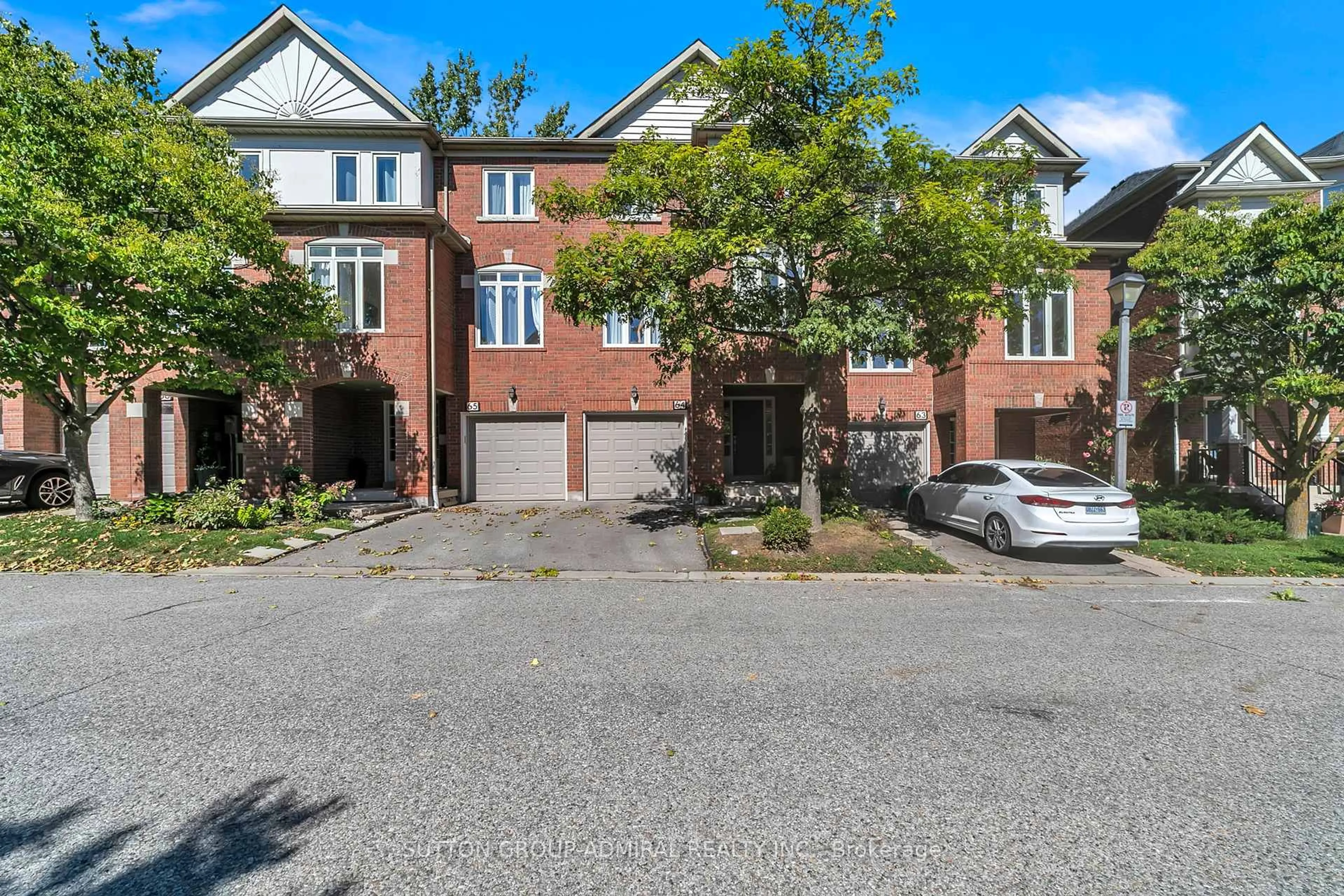 Home with brick exterior material, street for 255 Shaftsbury Ave #64, Richmond Hill Ontario L4C 0L9