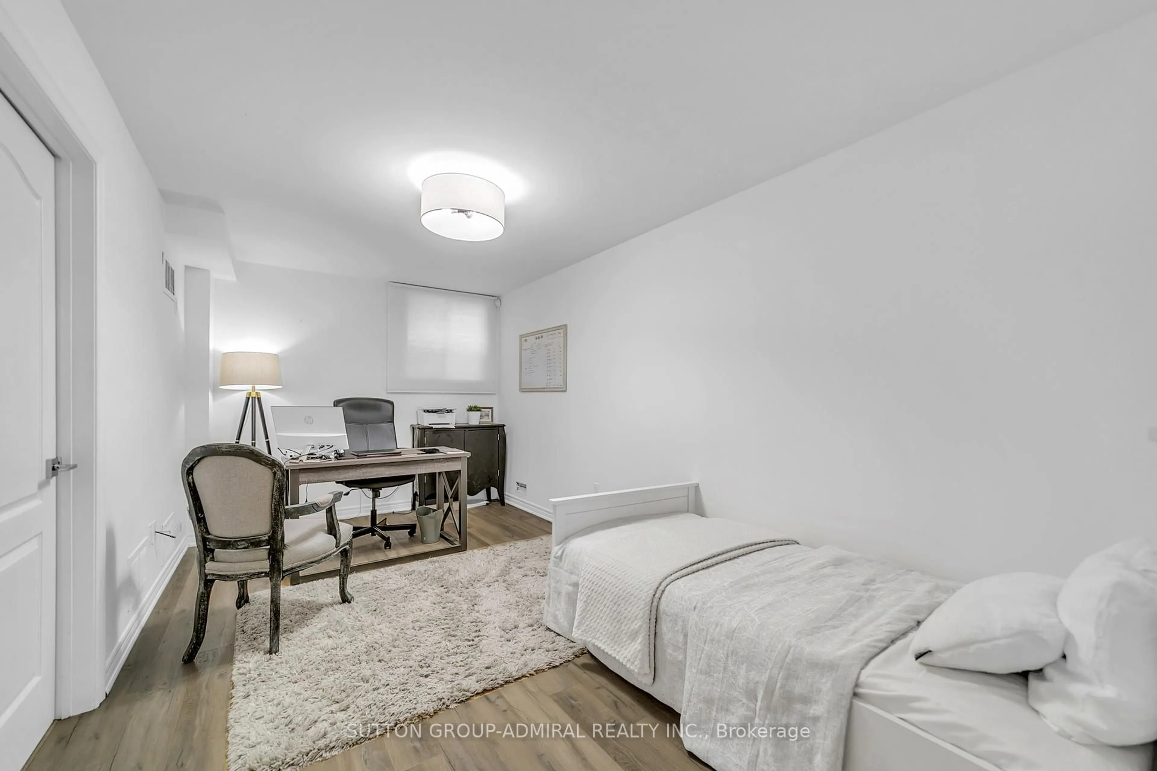 A pic of a room for 255 Shaftsbury Ave #64, Richmond Hill Ontario L4C 0L9