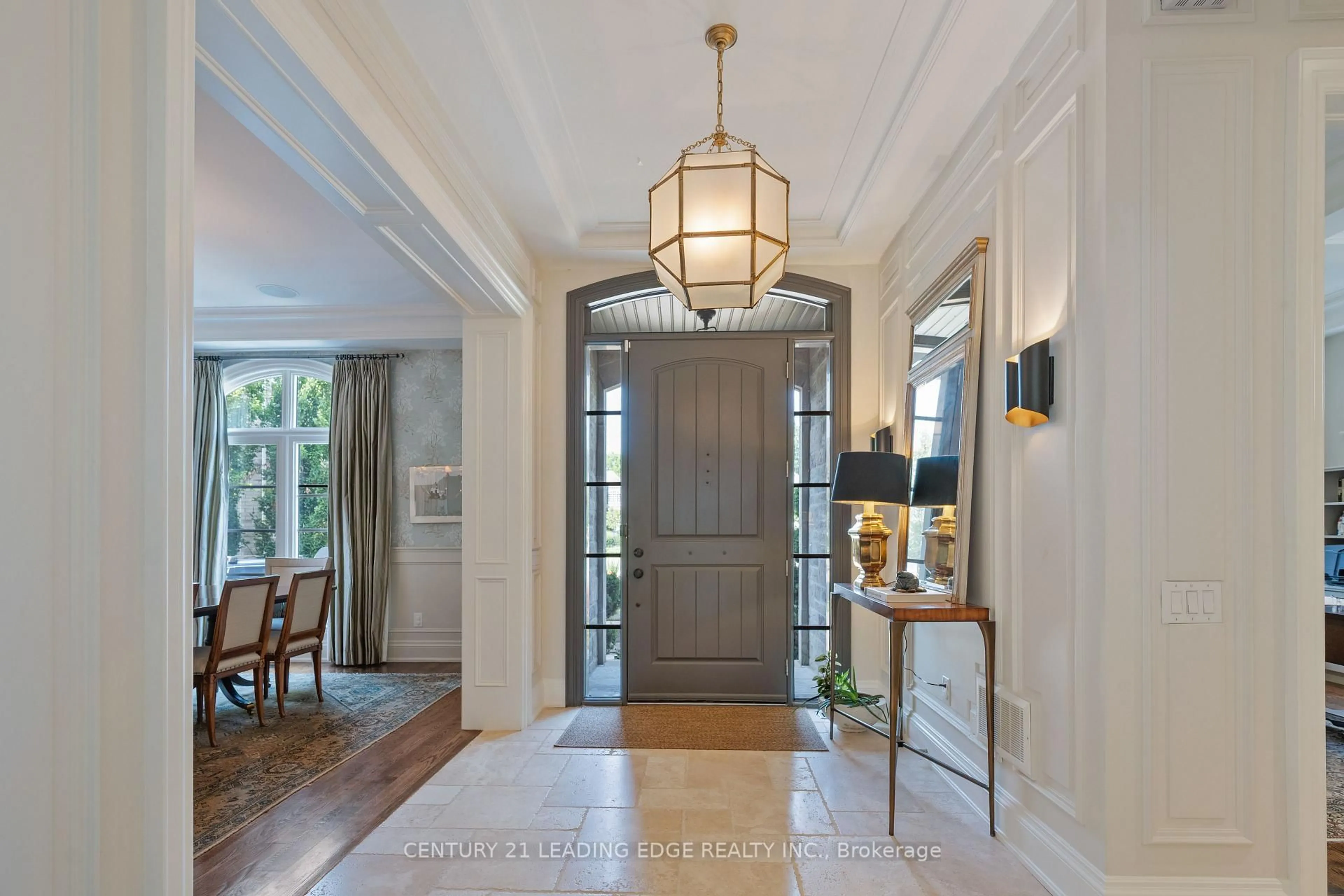Indoor entryway for 9 Ernie Amsler Crt, Markham Ontario L6C 0K1