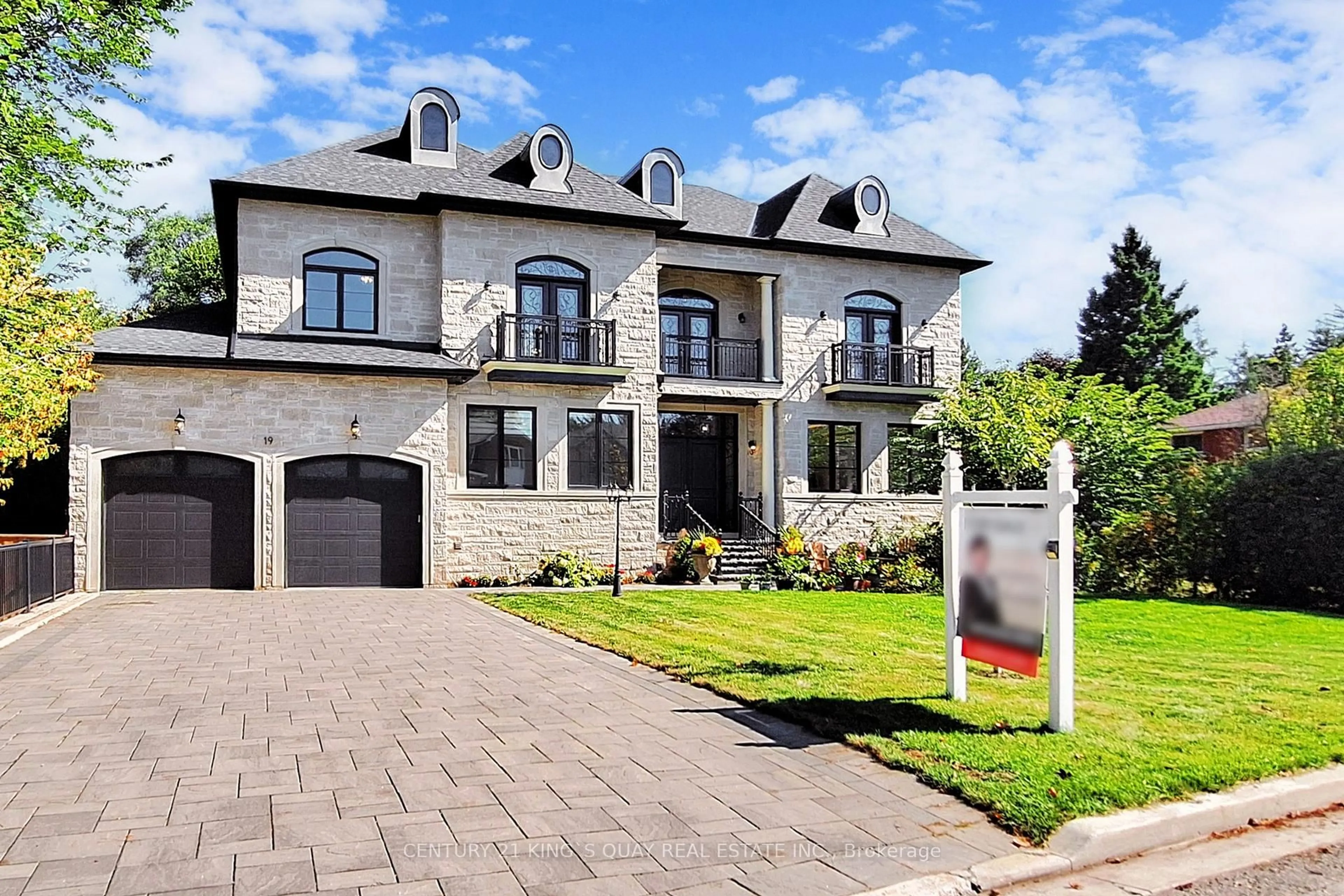 Home with brick exterior material, street for 19 Blyth St, Richmond Hill Ontario L4E 2Y2