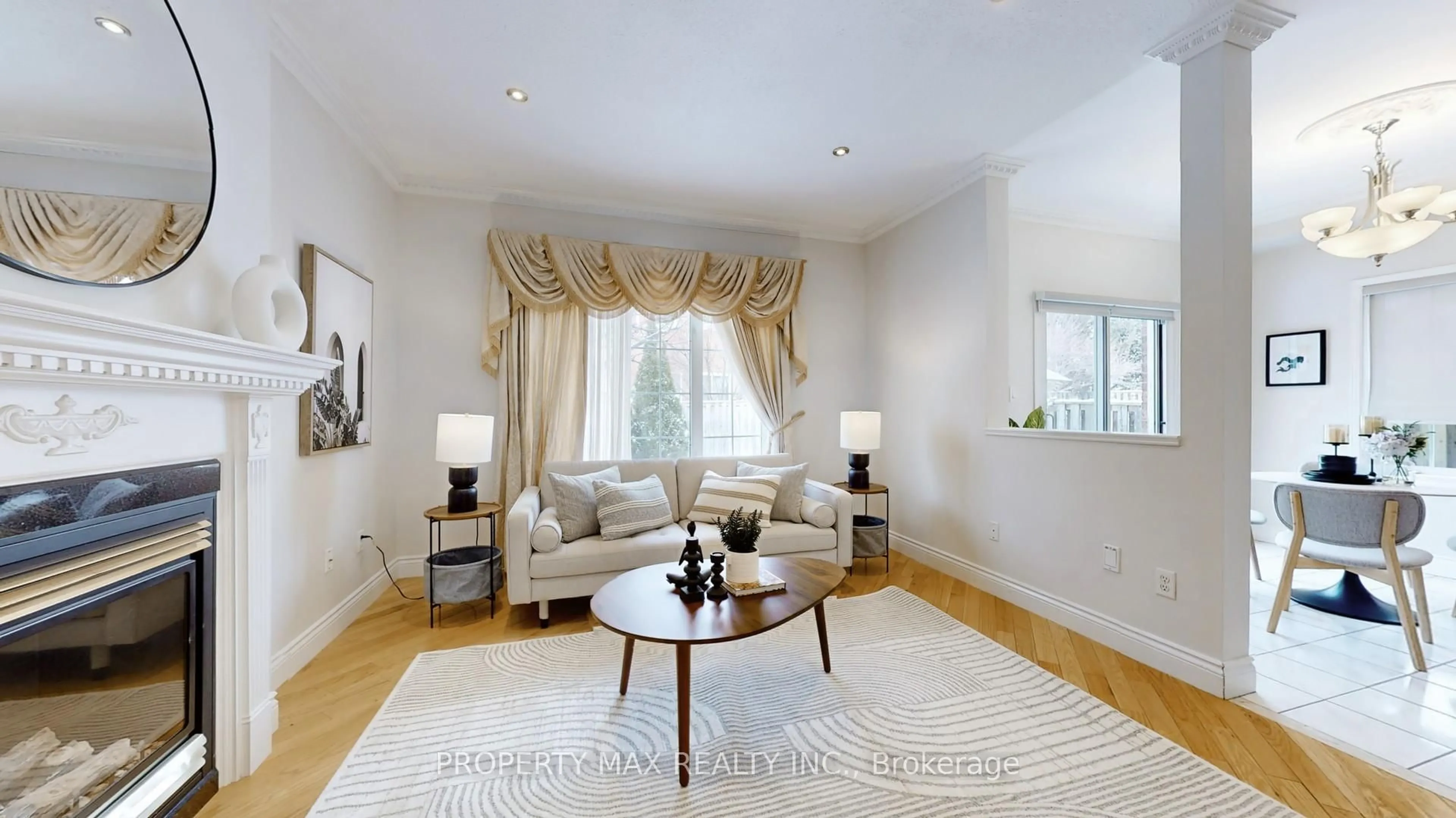 Living room with furniture, unknown for 48 Elmrill Rd, Markham Ontario L6C 2P1
