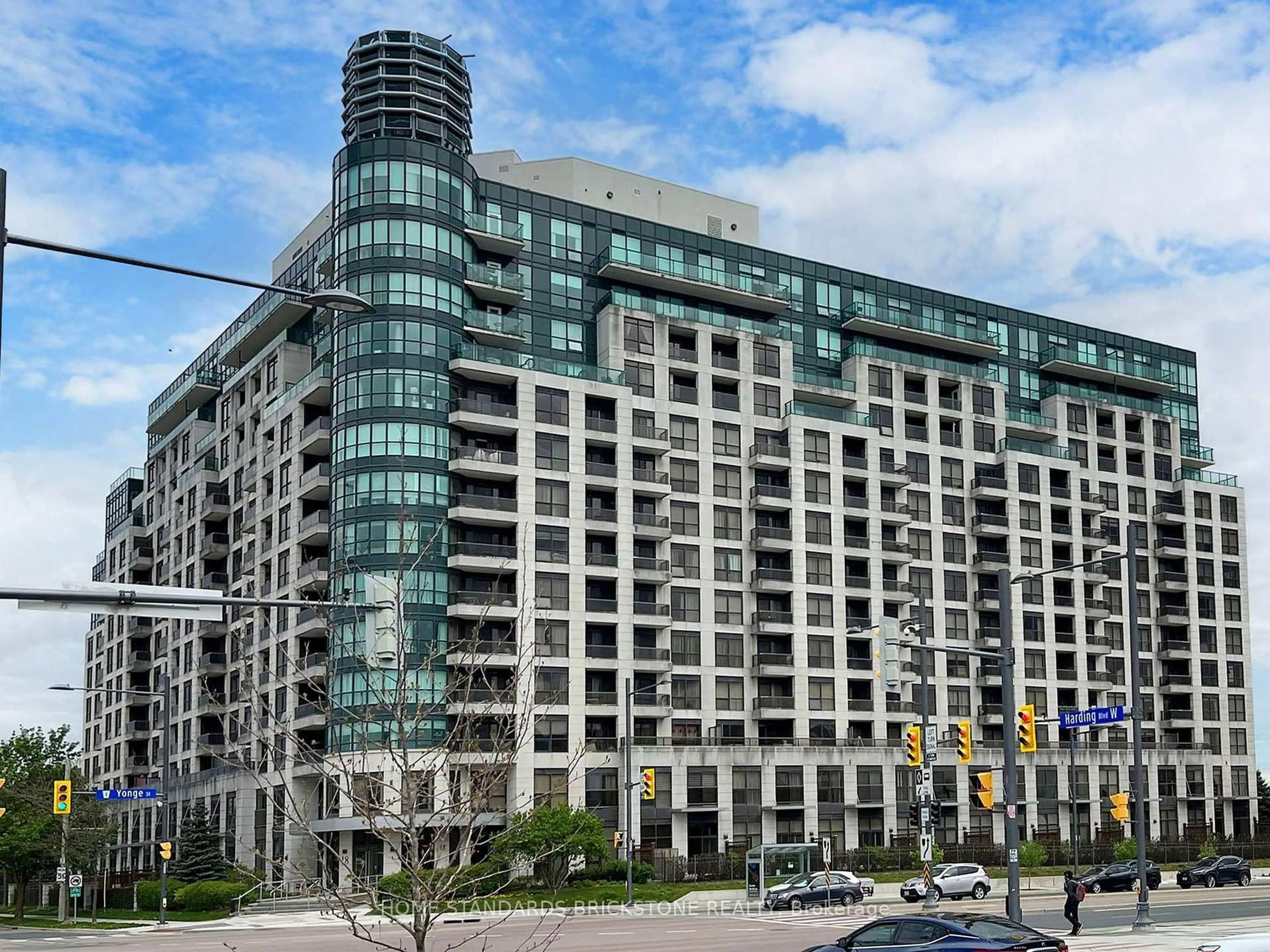 Unknown for 18 Harding Blvd #PH211, Richmond Hill Ontario L4C 0T3