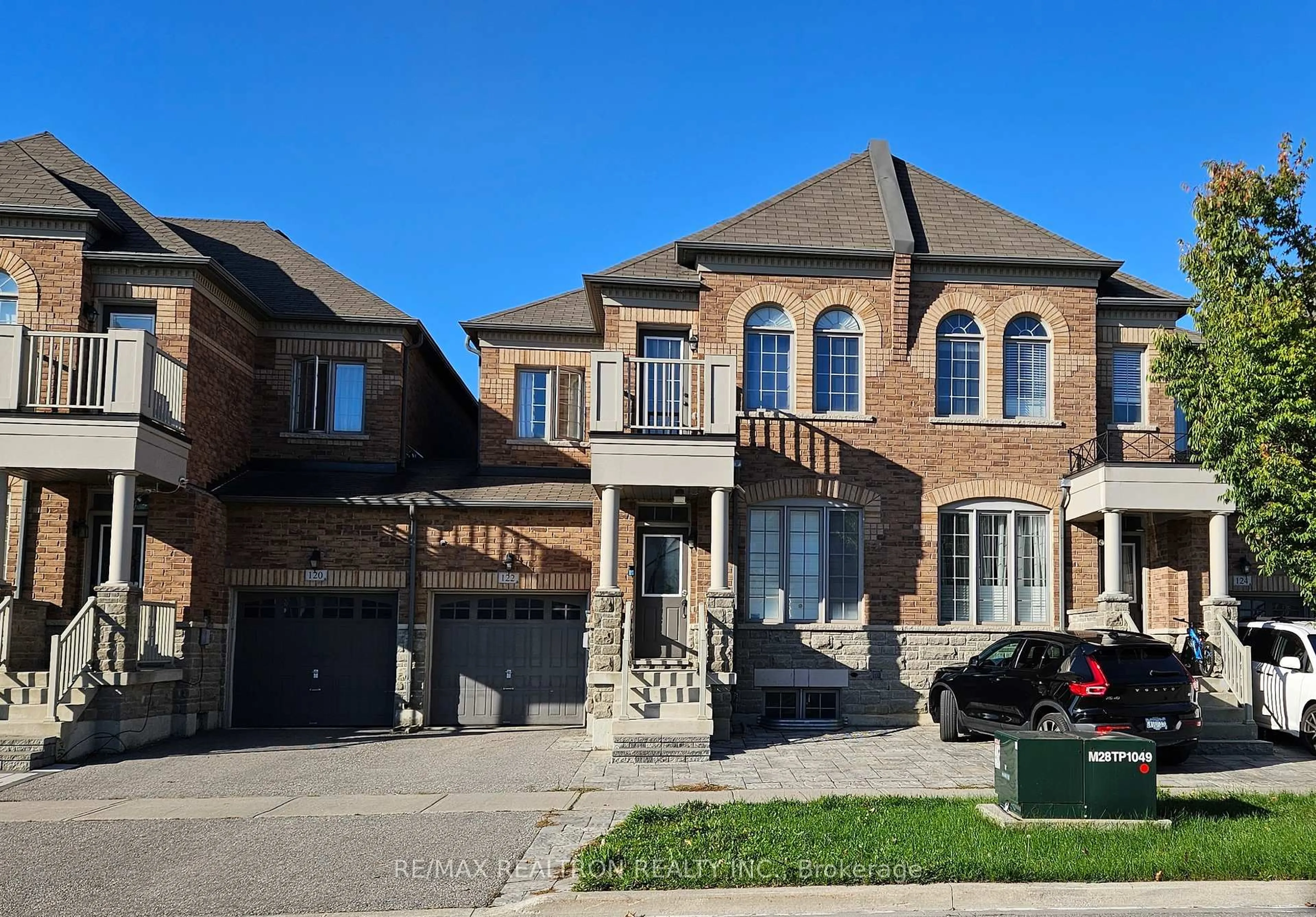 Home with brick exterior material, street for 122 William Berczy Blvd, Markham Ontario L6C 0S3