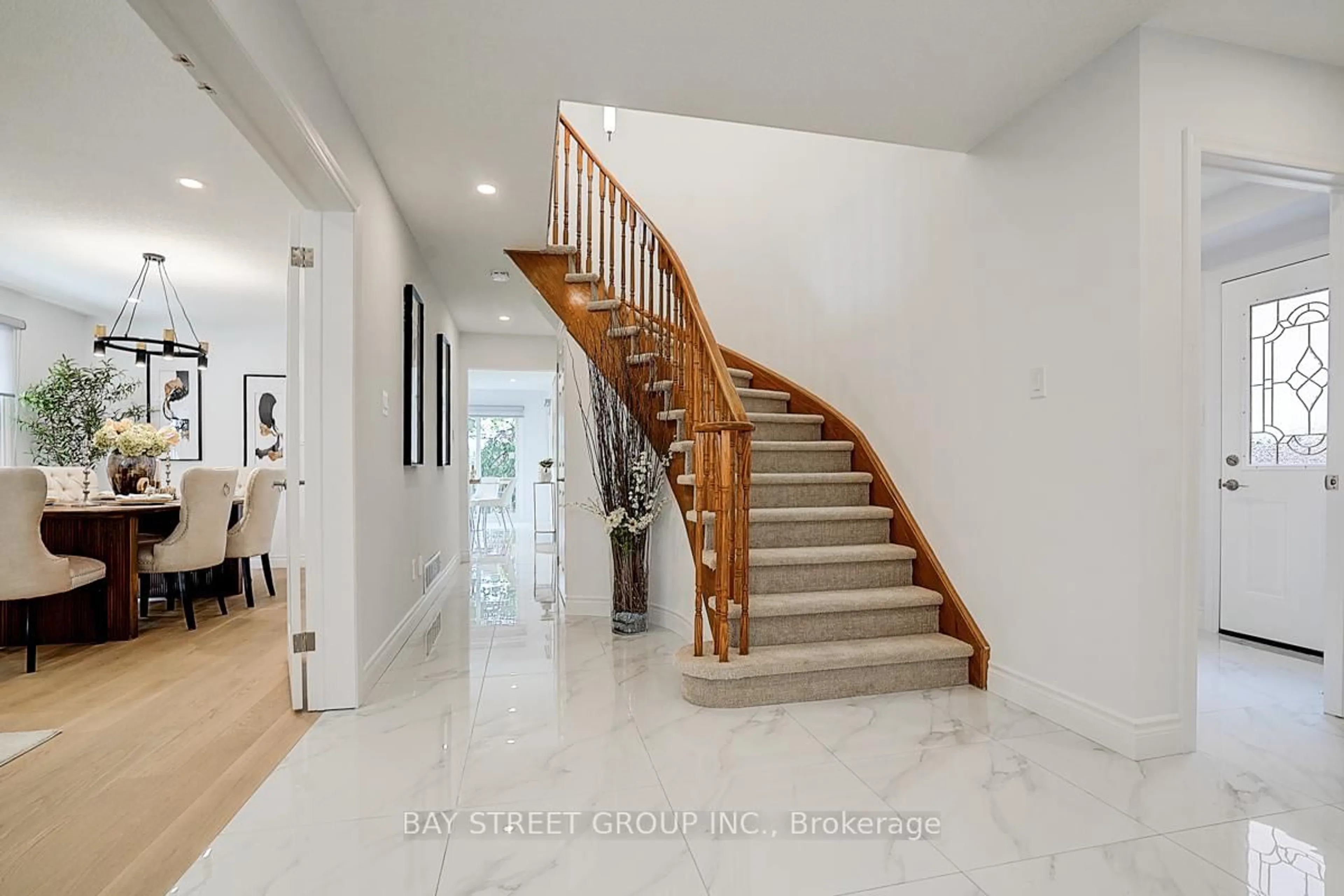 Stairs for 67 Kyla Cres, Markham Ontario L3S 2Y4