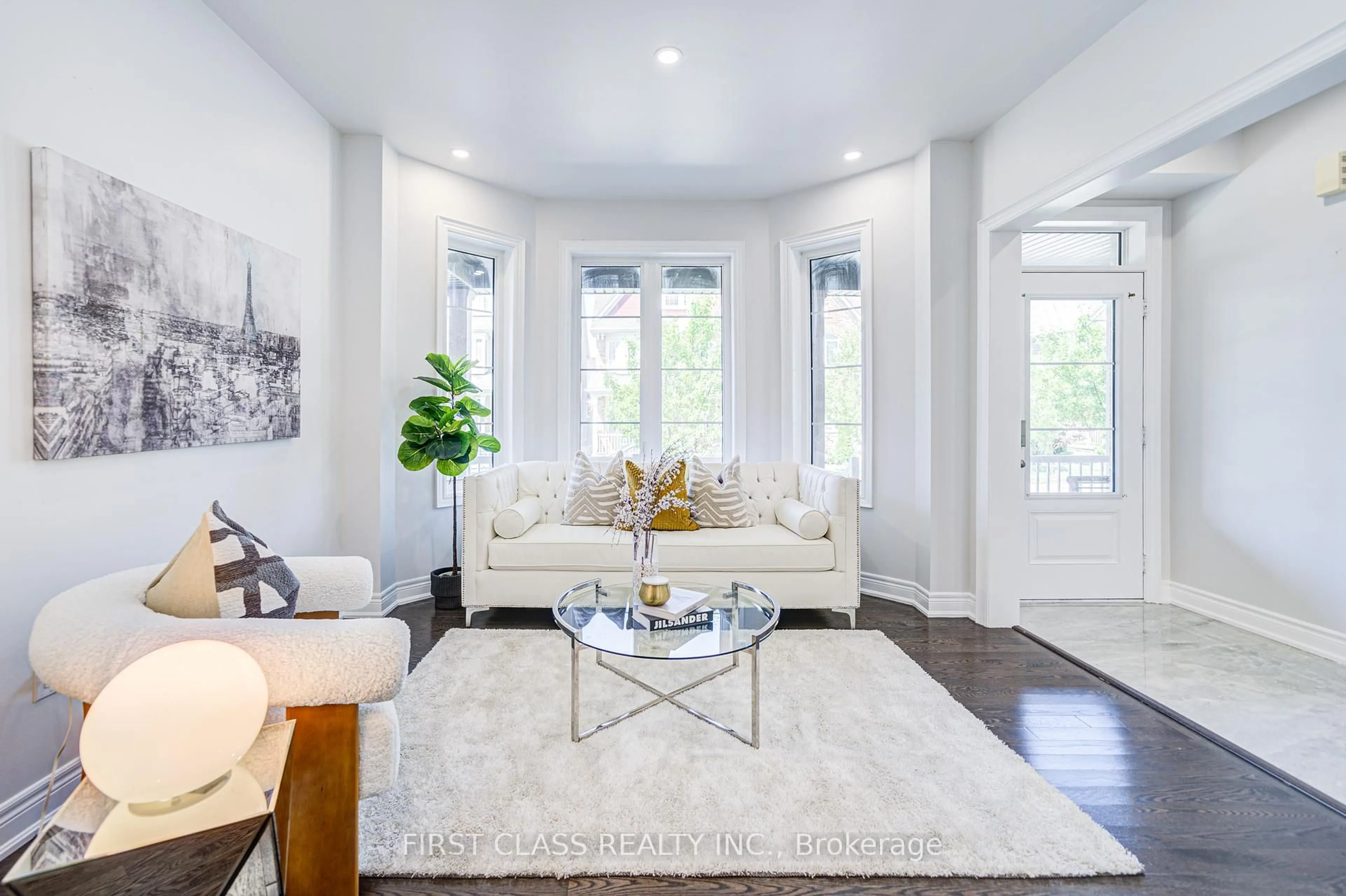 Living room with furniture, unknown for 77 Diamond Jubilee Dr, Markham Ontario L6B 0Y5