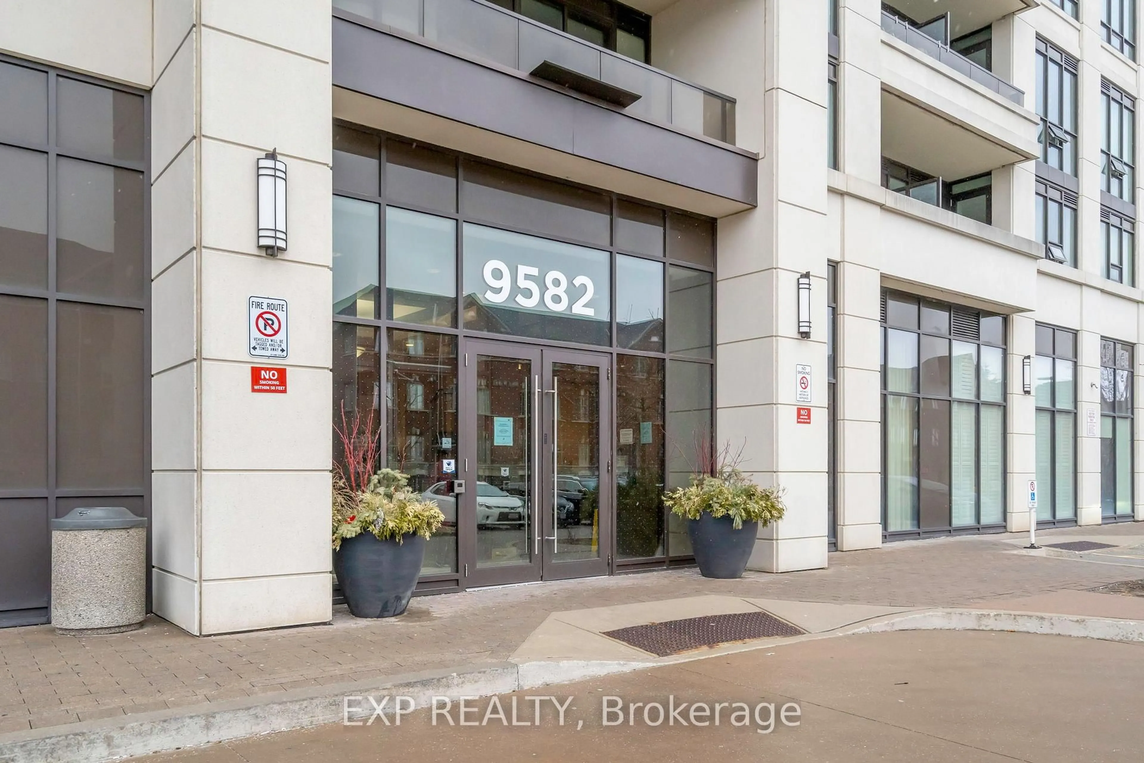 Indoor entryway for 9582 Markham Rd #212, Markham Ontario L6E 0T4