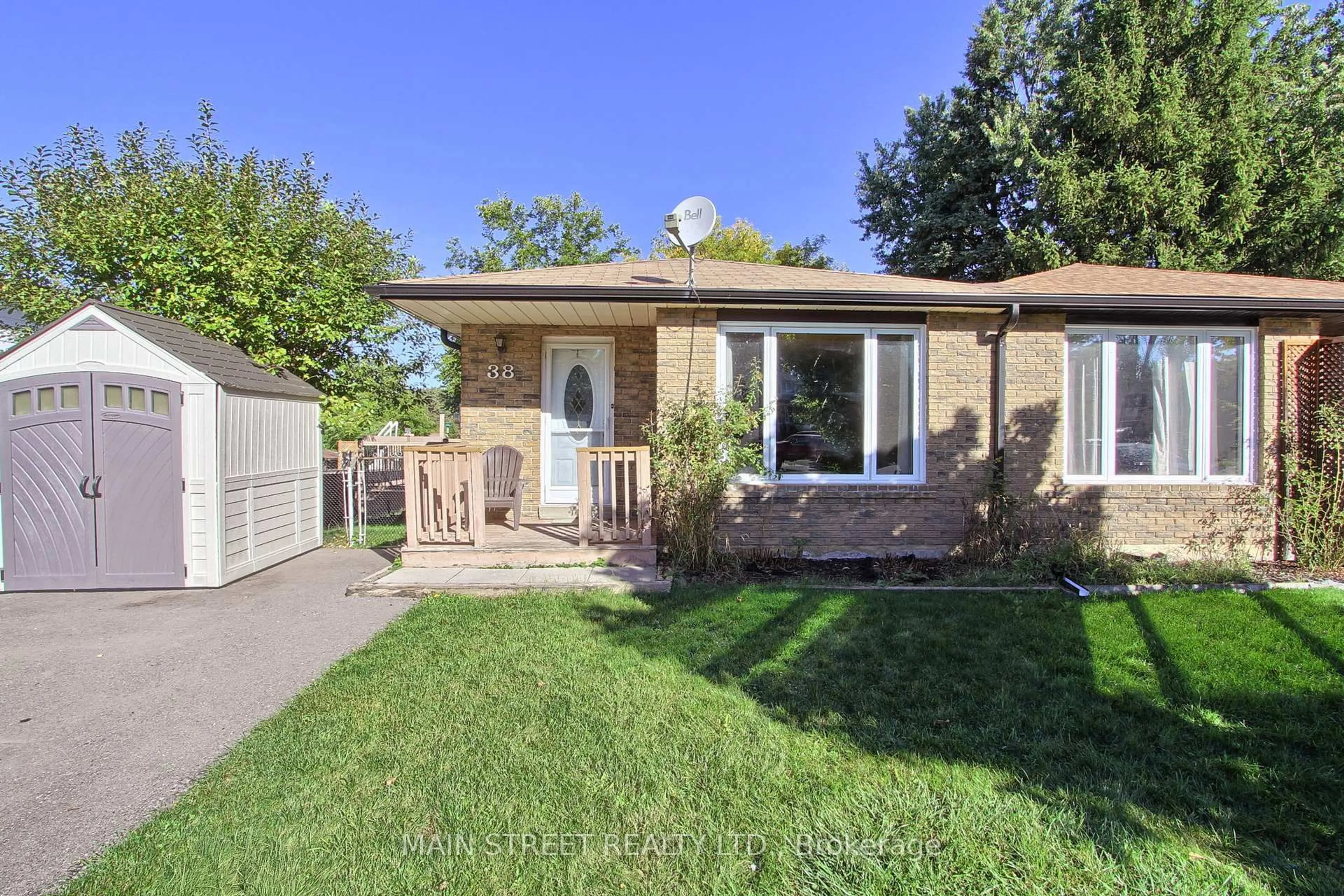 Unknown for 38 Smyth Cres, New Tecumseth Ontario L0G 1A0