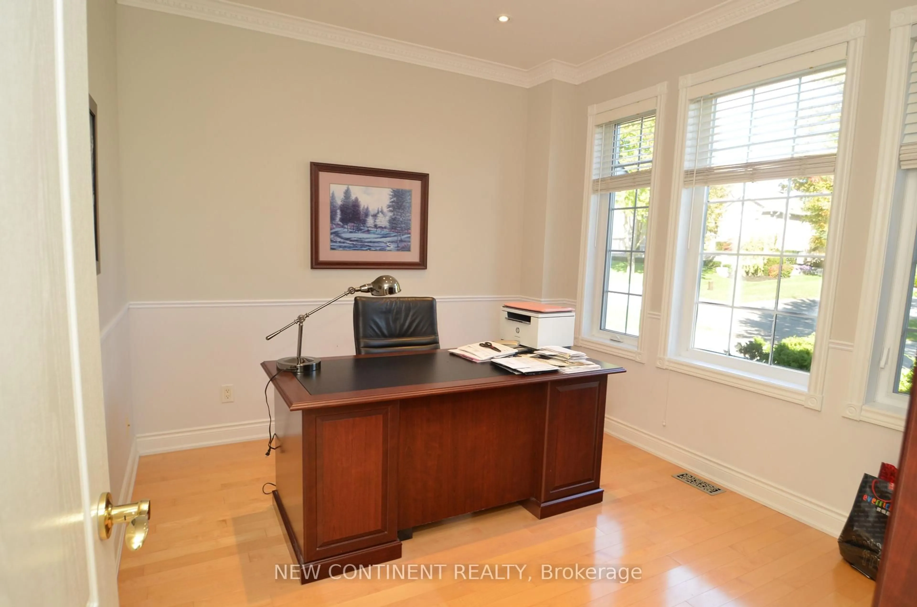 A pic of a room for 22 Appalachian Rd, Vaughan Ontario L6A 2V9