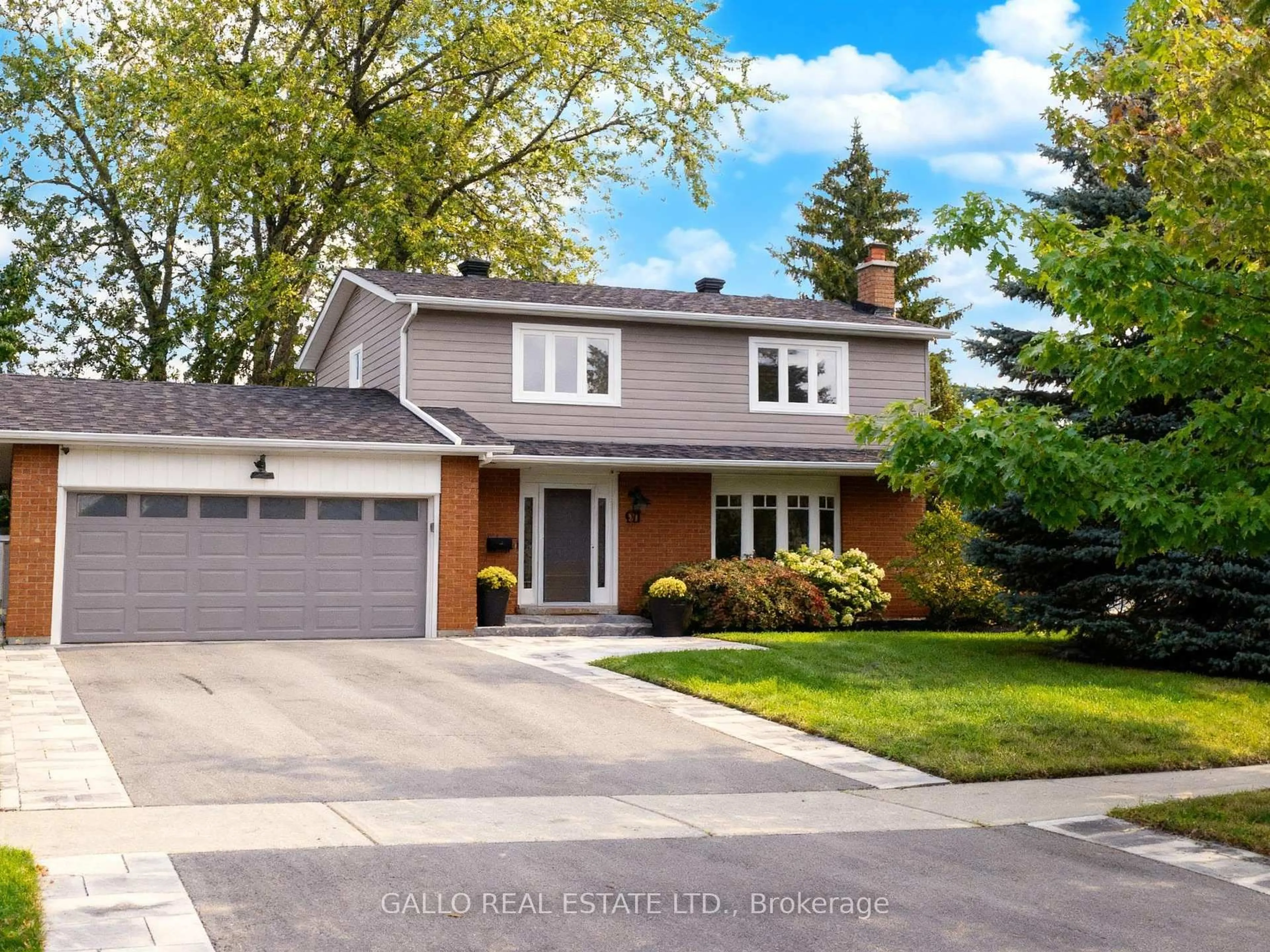 Home with brick exterior material, street for 17 Sir Caradoc Pl, Markham Ontario L3P 2X5