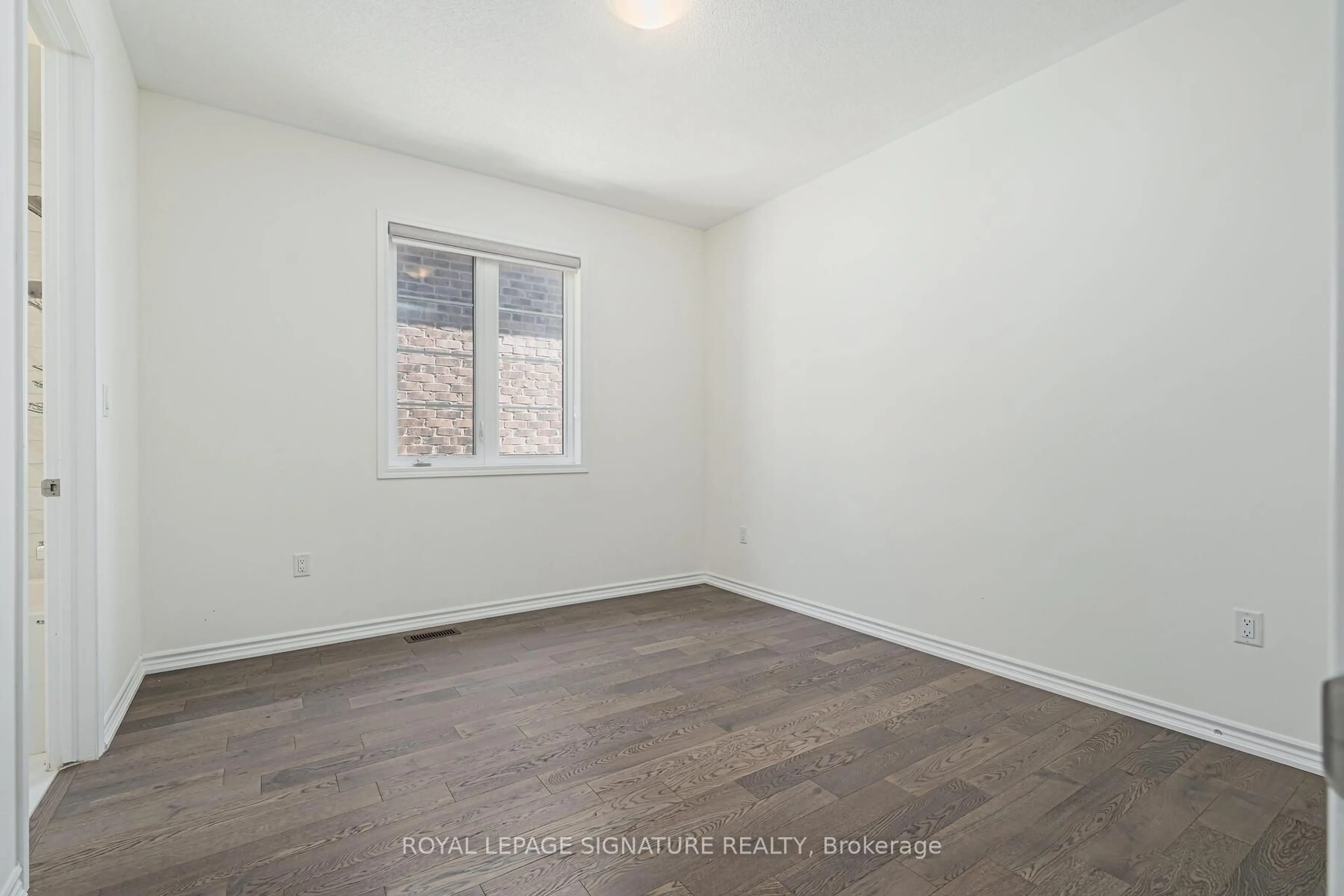 A pic of a room for 31 Streamside St, Vaughan Ontario L4H 4V3
