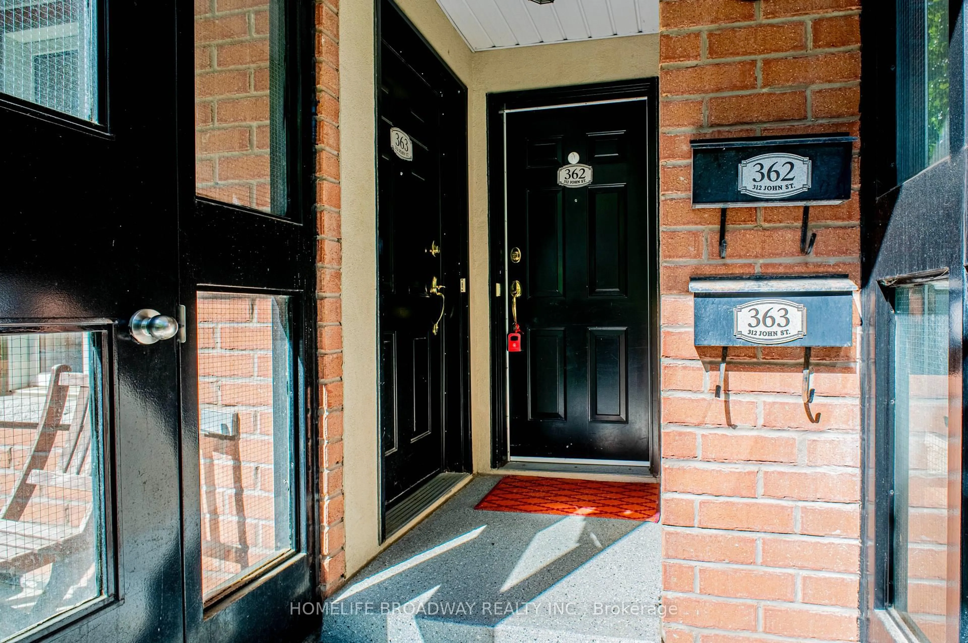 Indoor foyer for 312 John St #362, Markham Ontario L3T 0A7