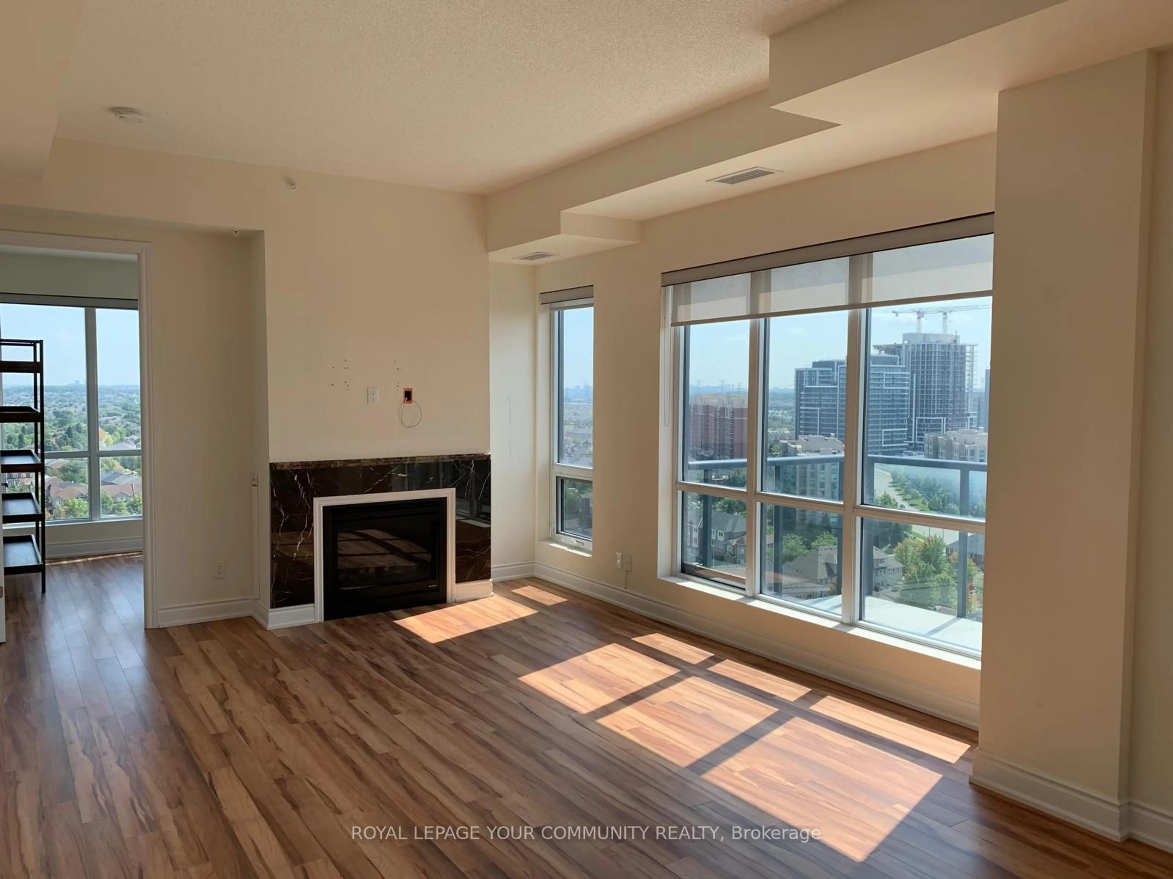 A pic of a room for 9088 Yonge St #Ph5, Richmond Hill Ontario L4C 0Y6