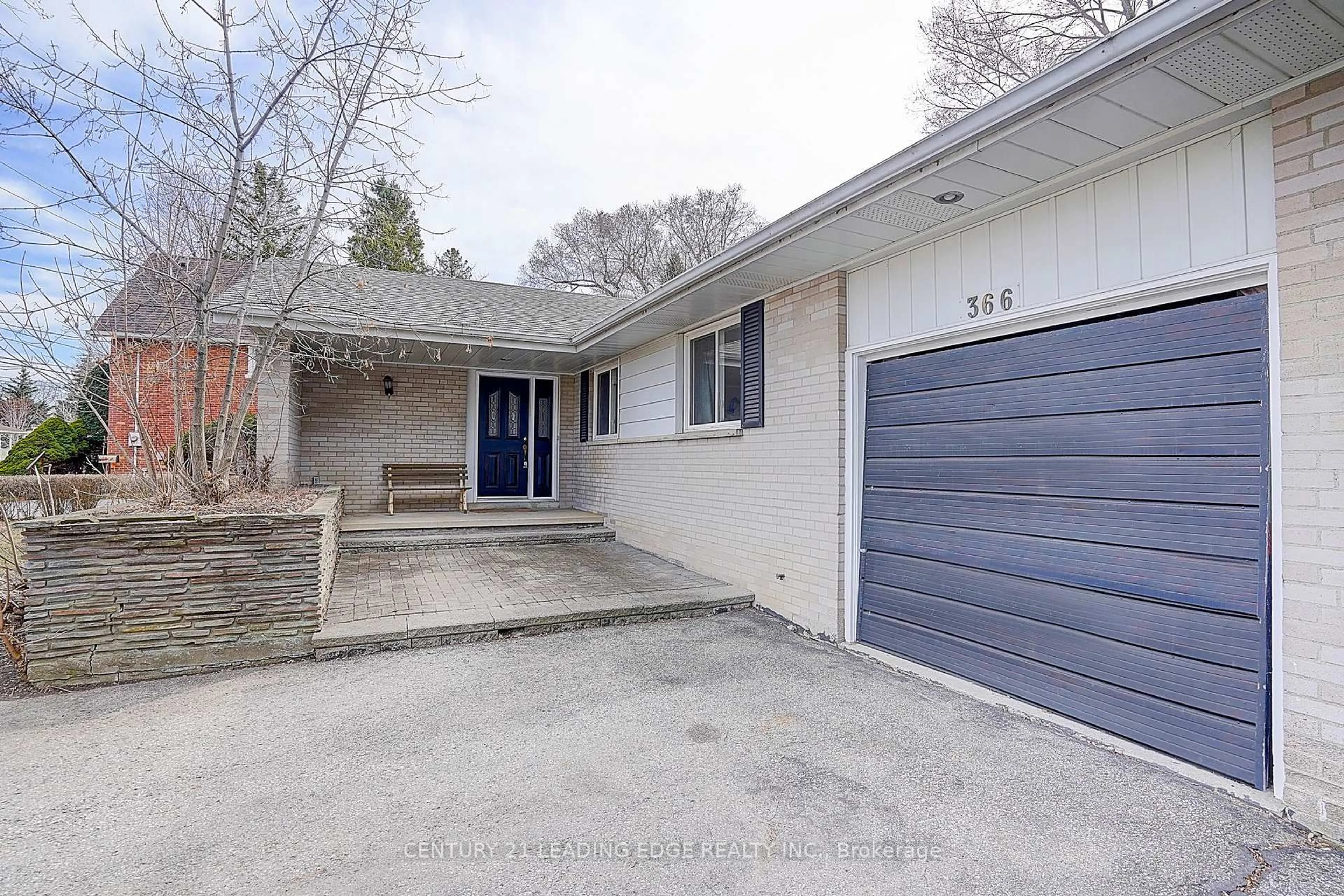 Unknown for 366 MAIN St, Markham Ontario M3P 1Z3