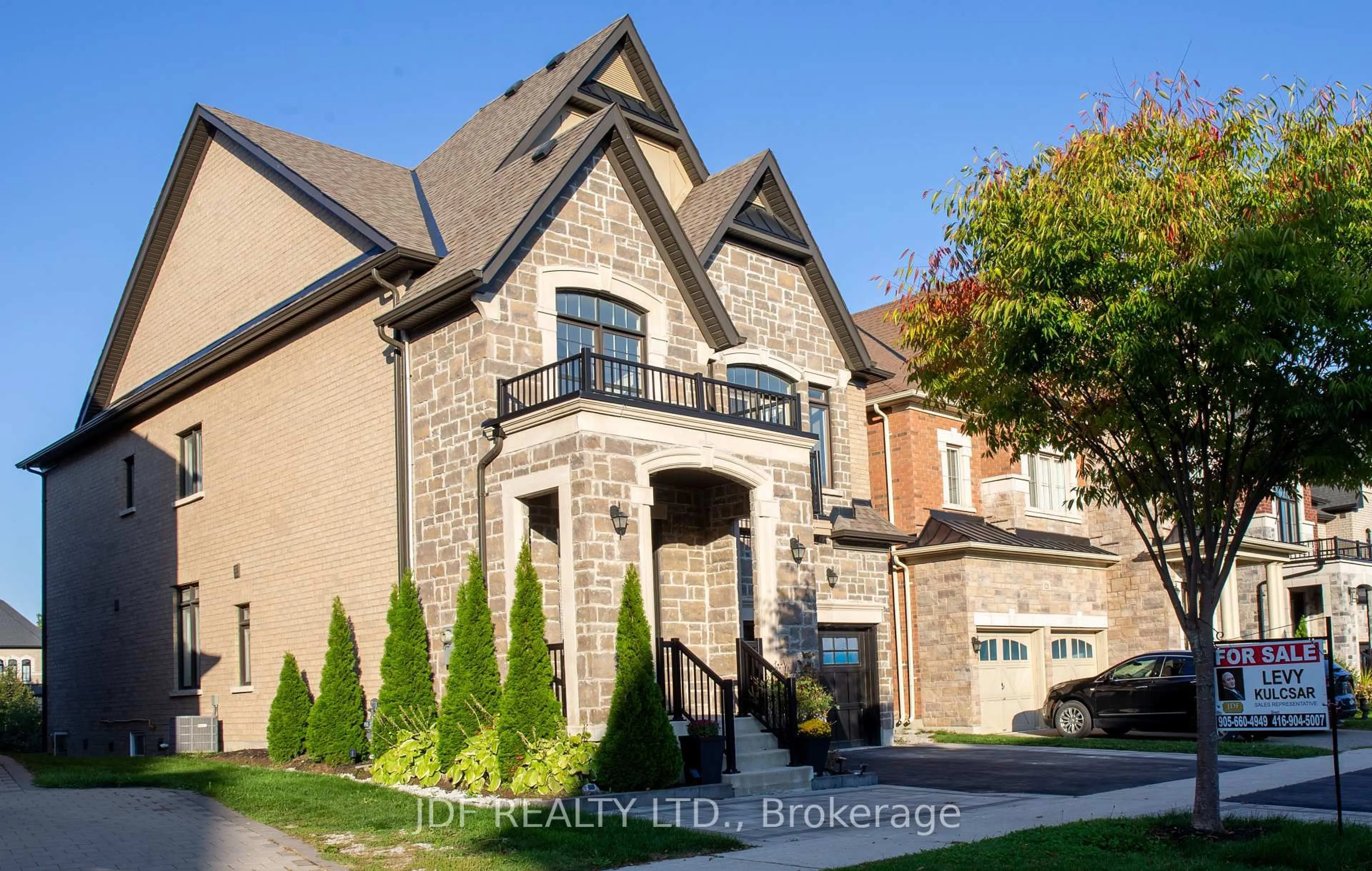 Home with brick exterior material, street for 125 Cranbrook Cres, Vaughan Ontario L4H 4G9