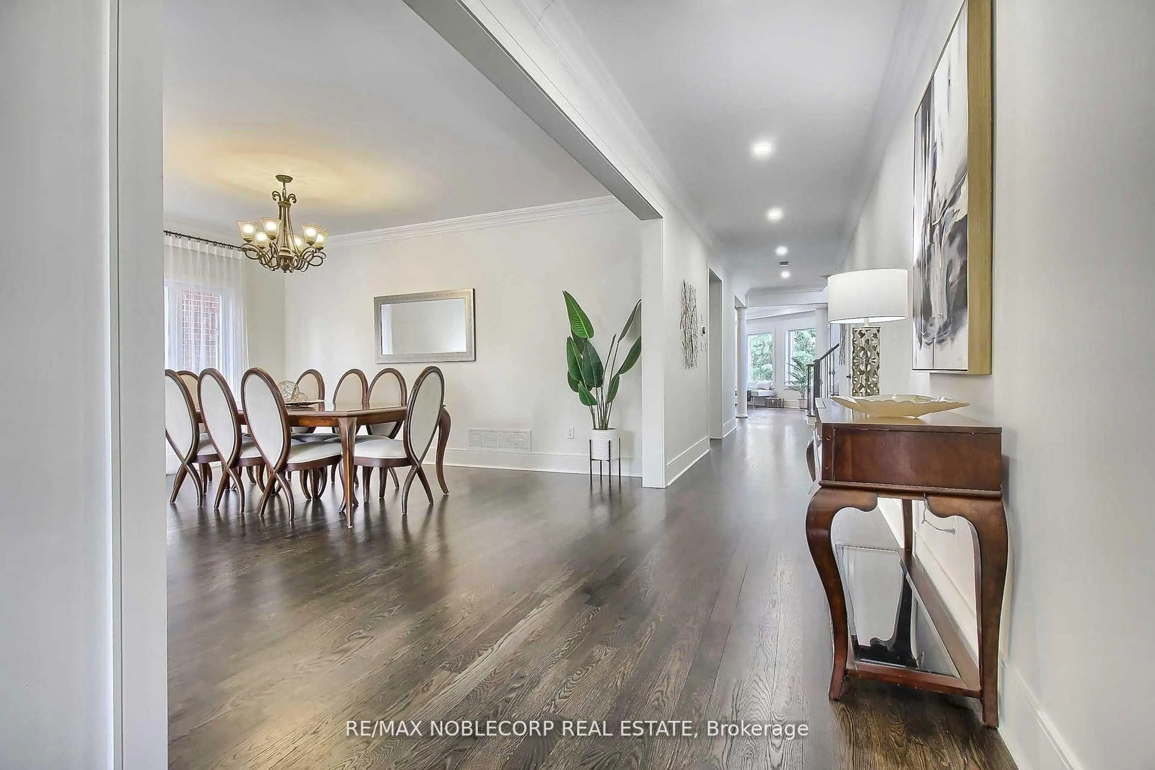 Dining room, unknown for 22 Escapade Dr, Richmond Hill Ontario L4E 4X7