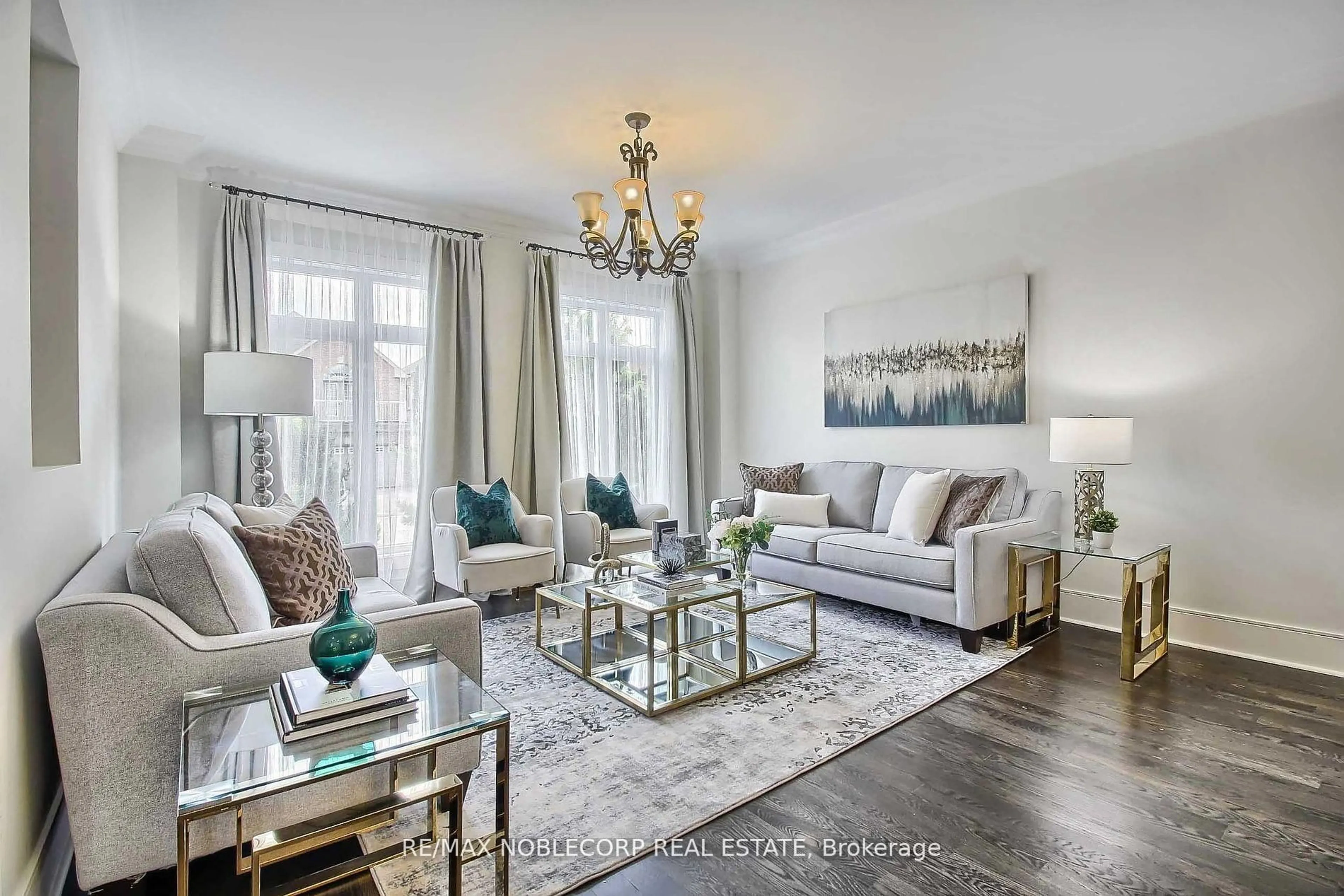 Living room with furniture, unknown for 22 Escapade Dr, Richmond Hill Ontario L4E 4X7