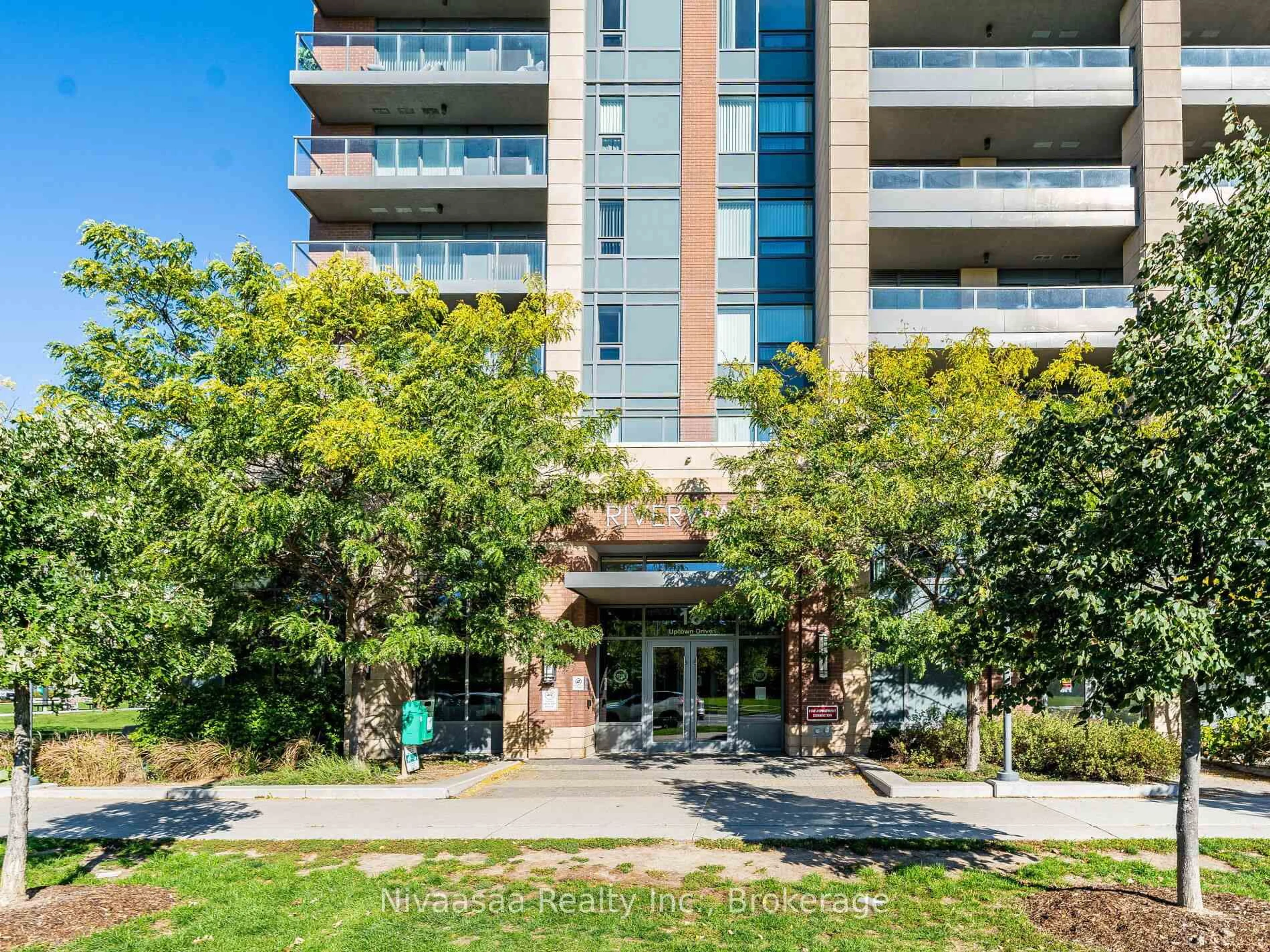 Unknown for 18 Uptown Dr #820, Markham Ontario L3R 5M5