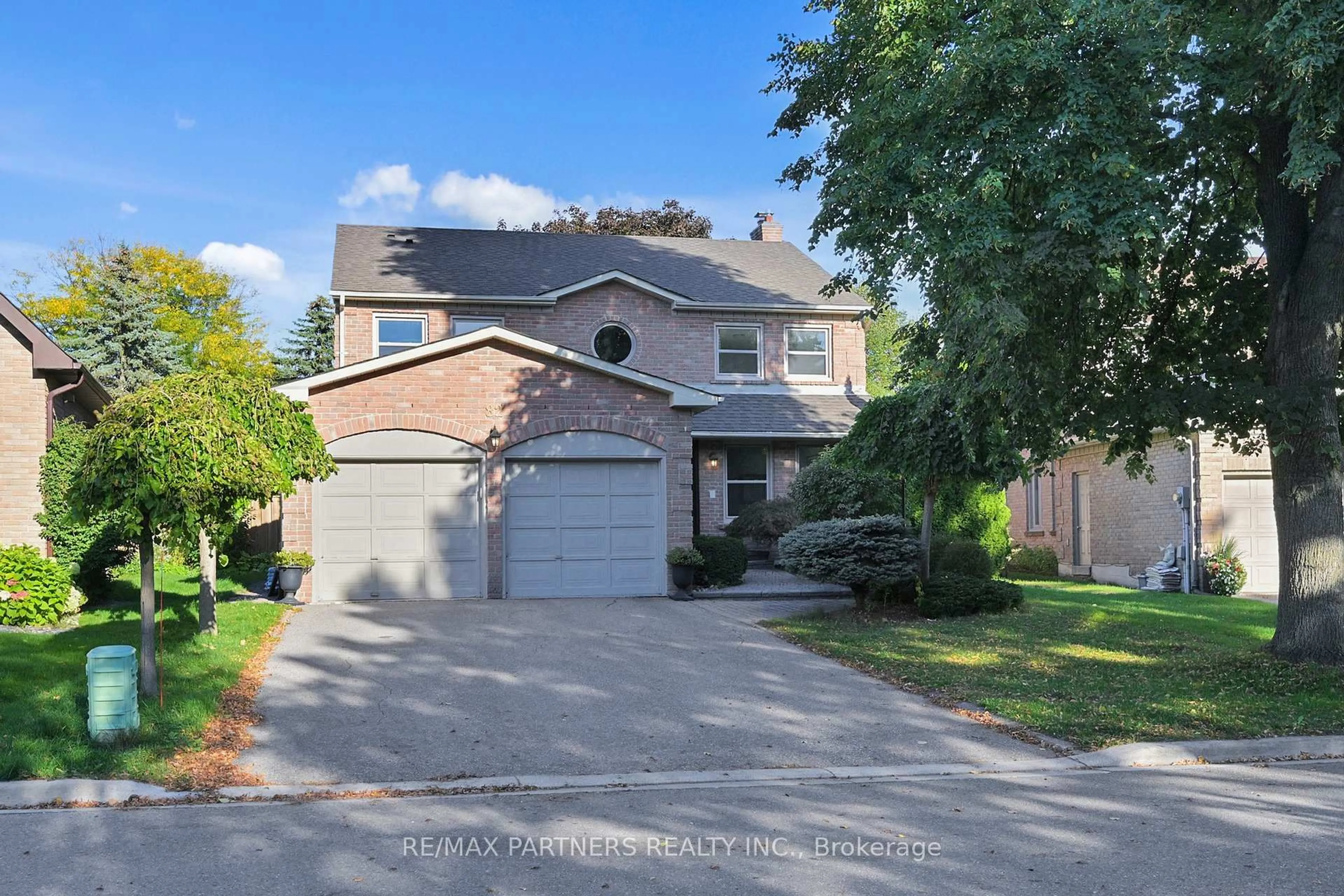 Unknown for 82 Ferndell Circ, Markham Ontario L3R 3Y8