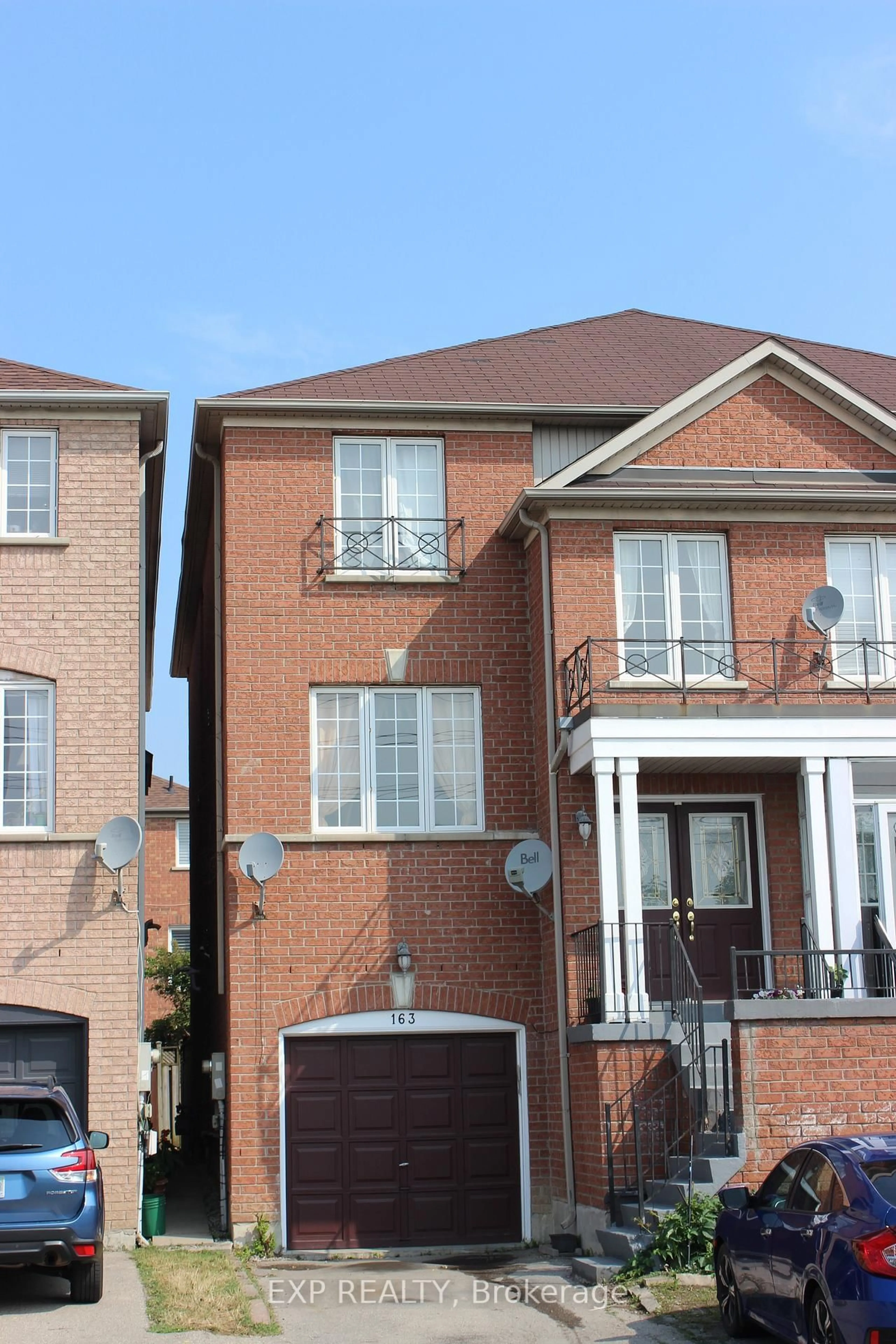 Home with brick exterior material, street for 163 Sassafras Circ, Vaughan Ontario L4J 8M6