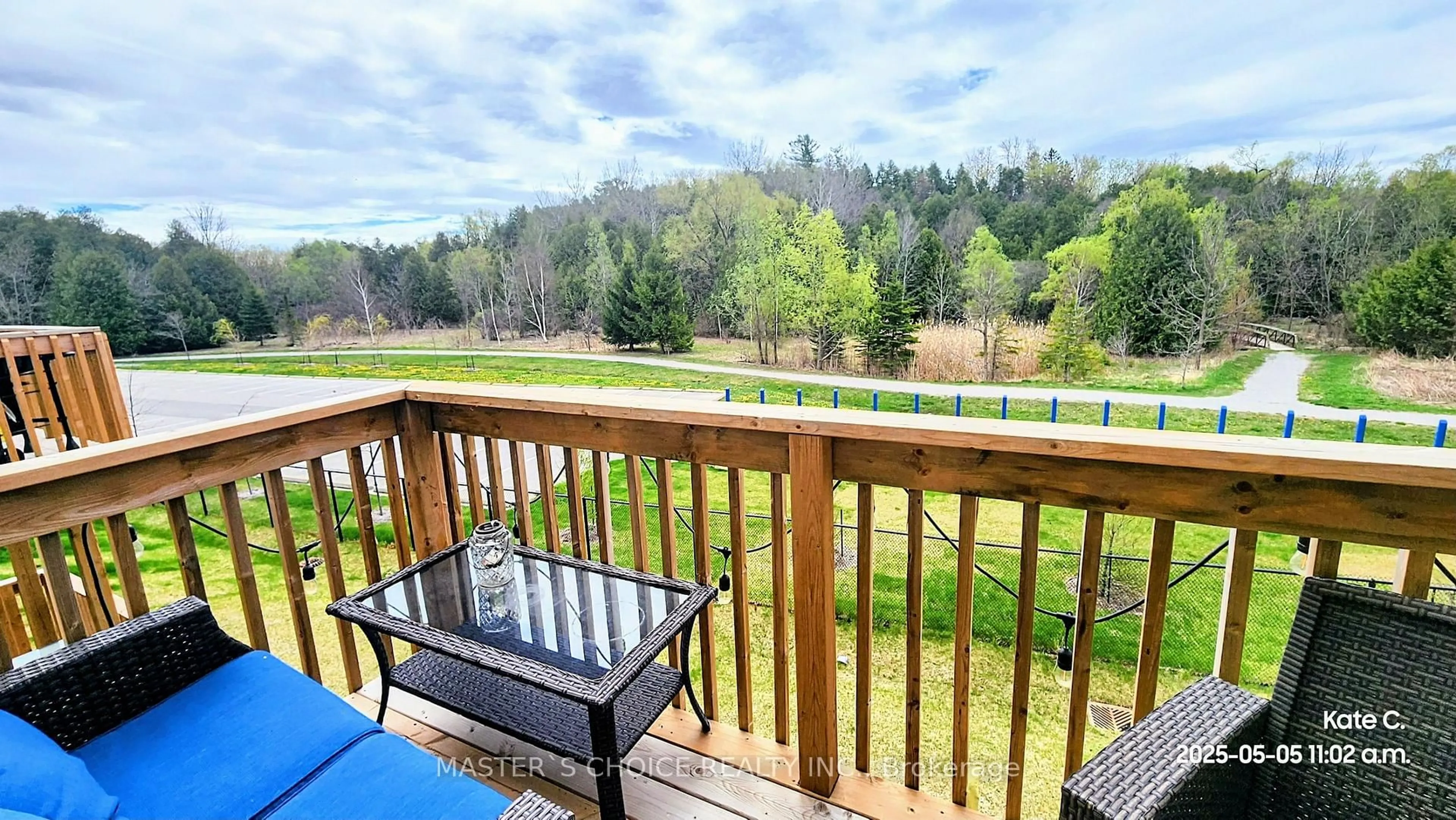 Patio, water/lake/river/ocean view for 92 Lyall Stokes Circ, East Gwillimbury Ontario L0G 1M0