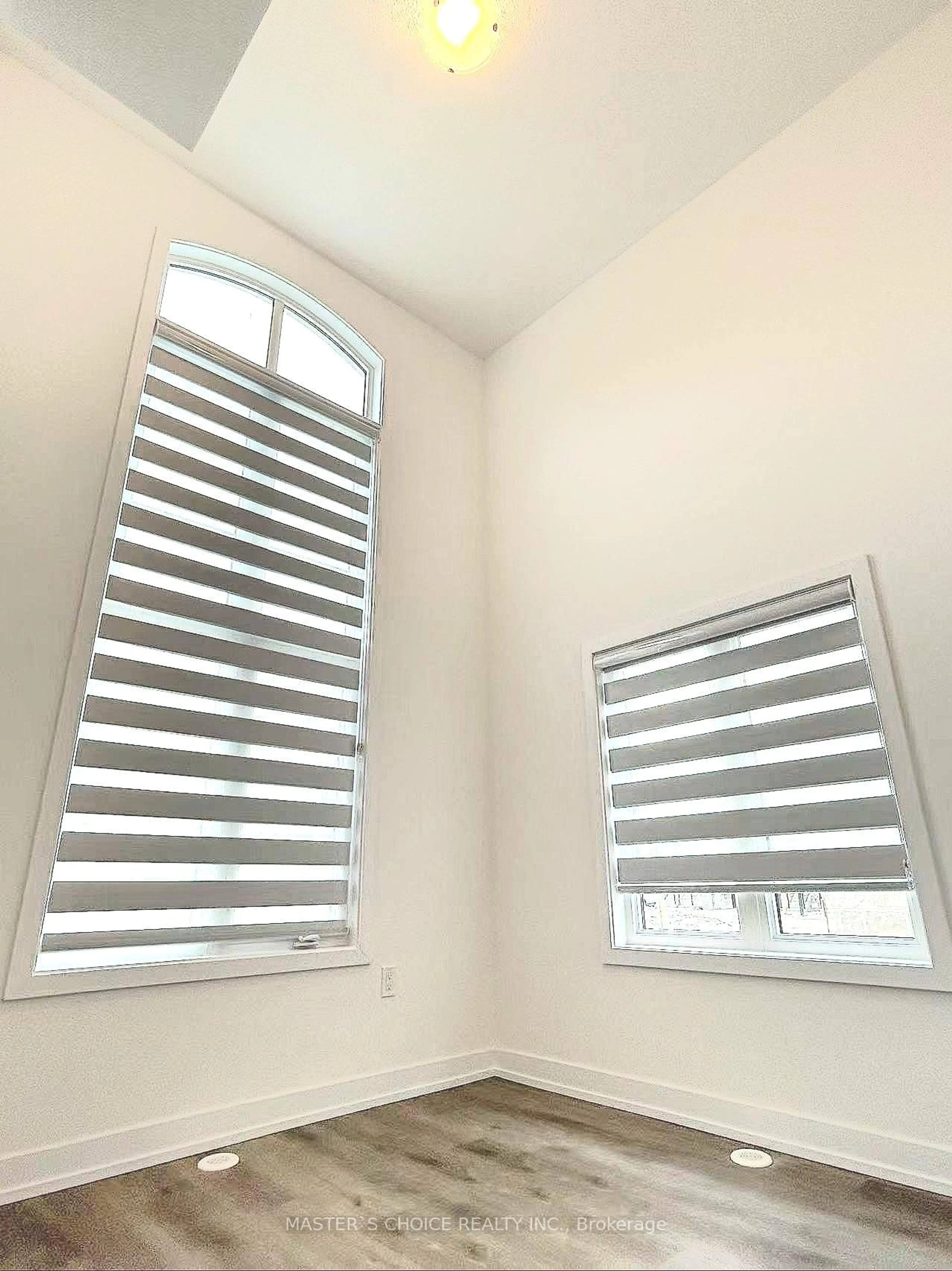 A pic of a room for 92 Lyall Stokes Circ, East Gwillimbury Ontario L0G 1M0