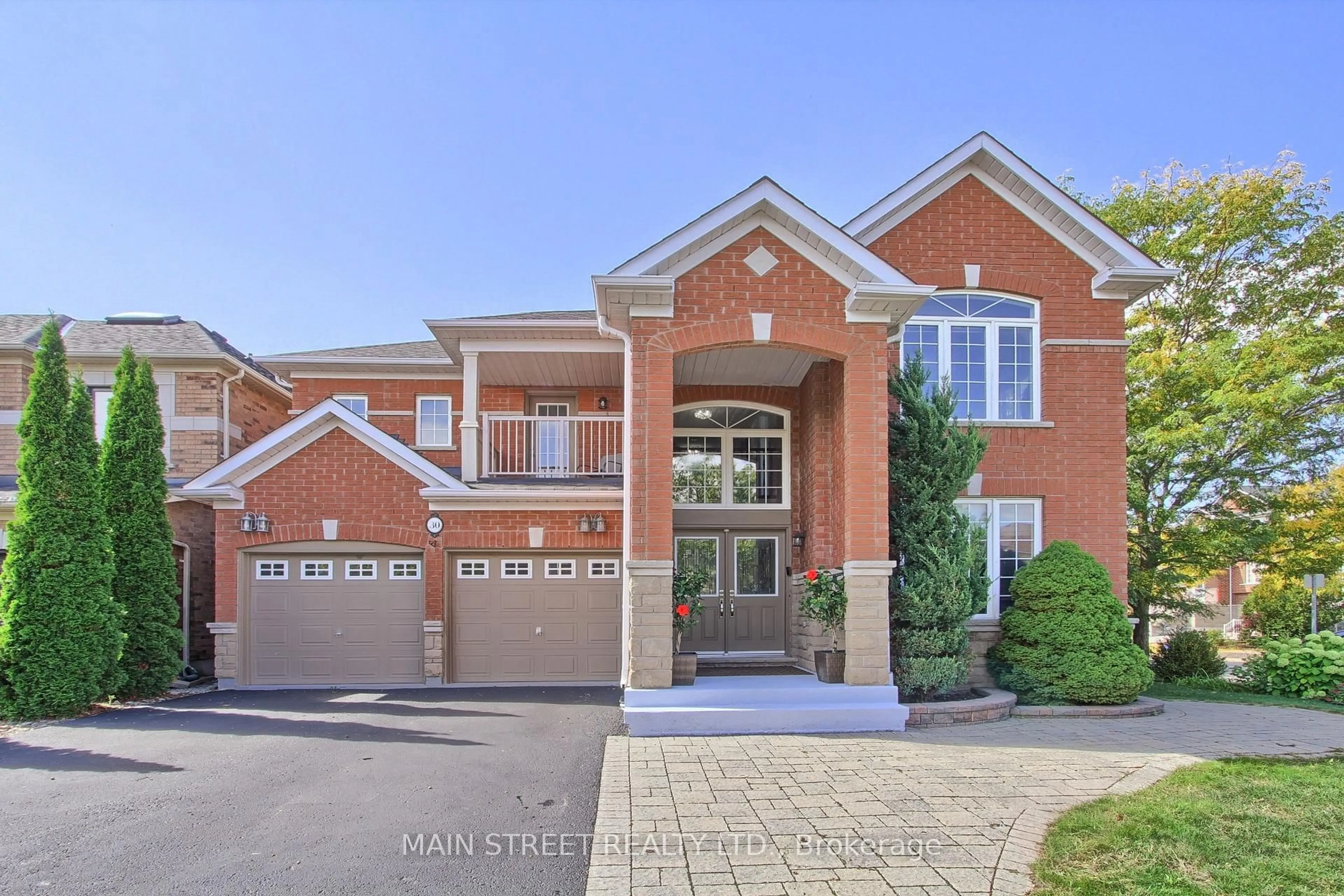 Home with brick exterior material, street for 30 Conover Ave, Aurora Ontario L4G 0A3