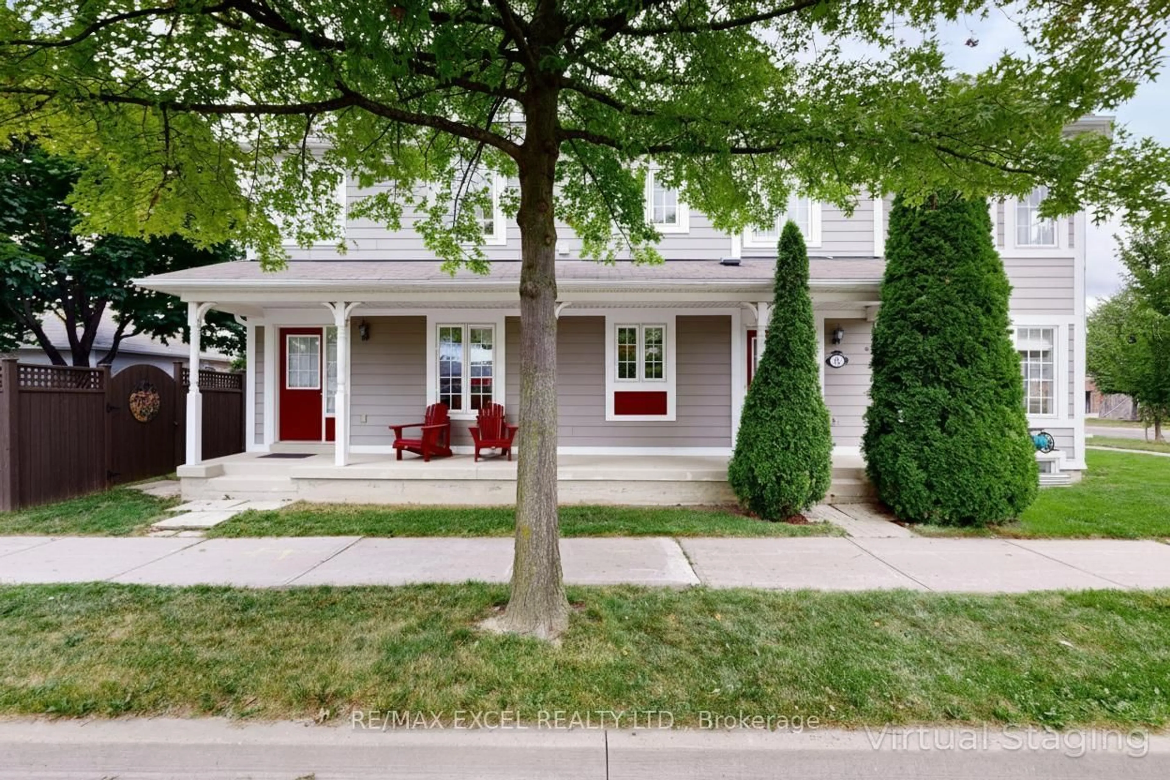 Home with vinyl exterior material, street for 44 Black Creek Dr, Markham Ontario L6B 1K1
