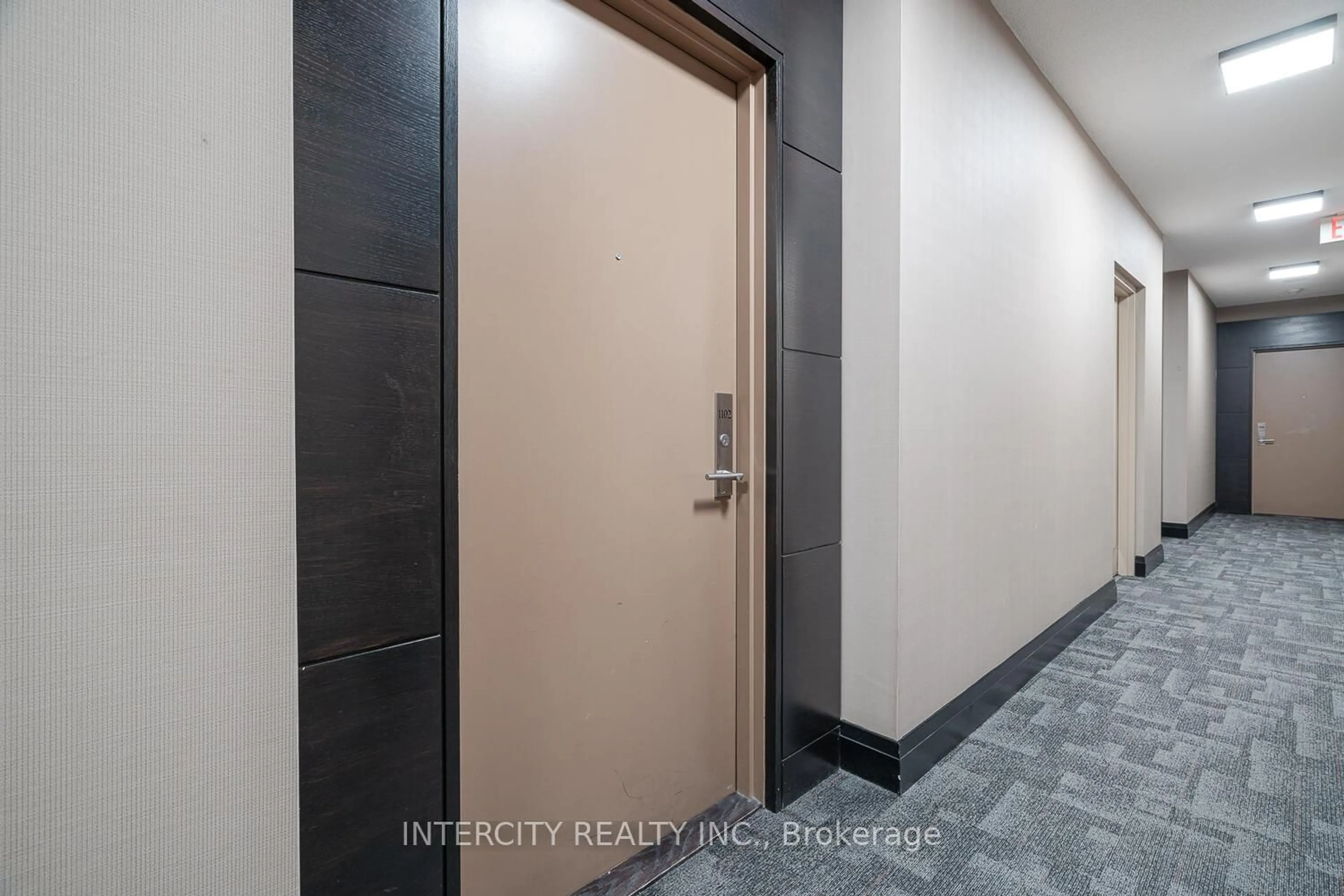 Indoor entryway for 520 Steeles Ave #1102, Vaughan Ontario L4J 8A4