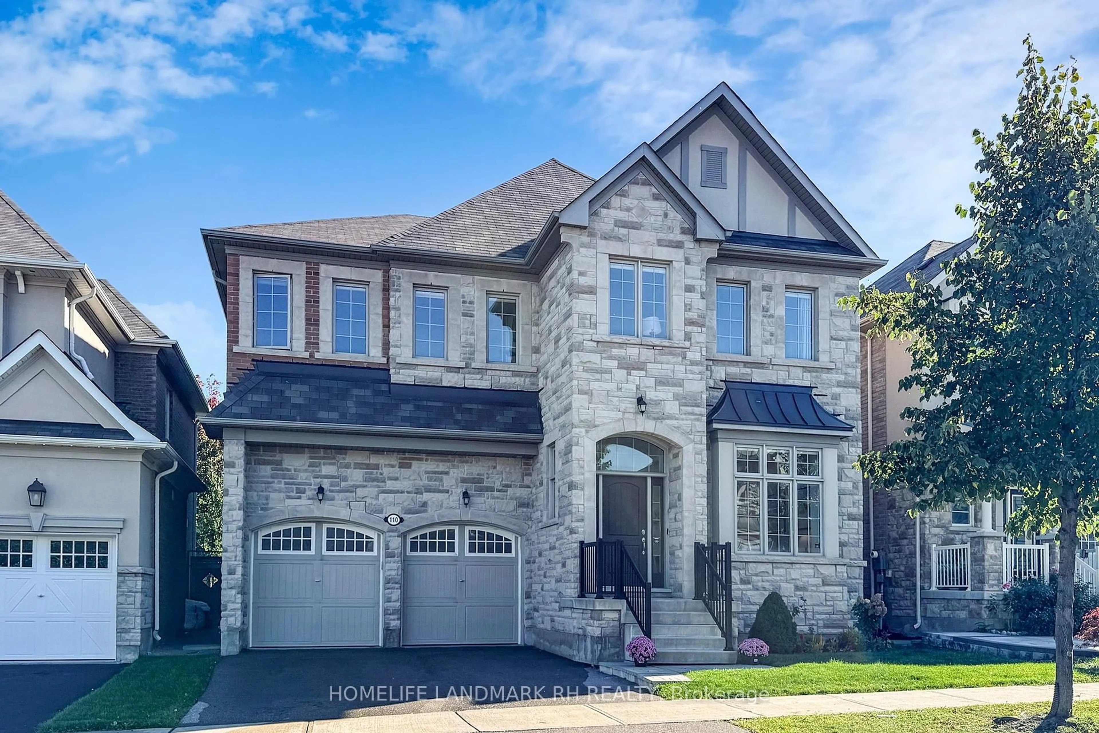 Home with brick exterior material, street for 110 Novan Cres, Aurora Ontario L4G 0X7