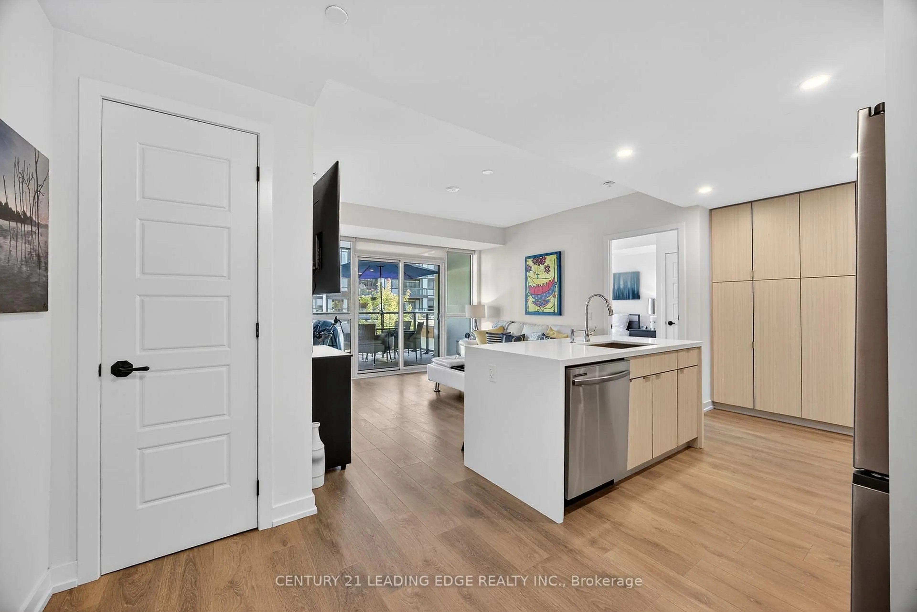 Open concept kitchen, unknown for 415 Sea Ray Ave #228, Innisfil Ontario L9S 0R5