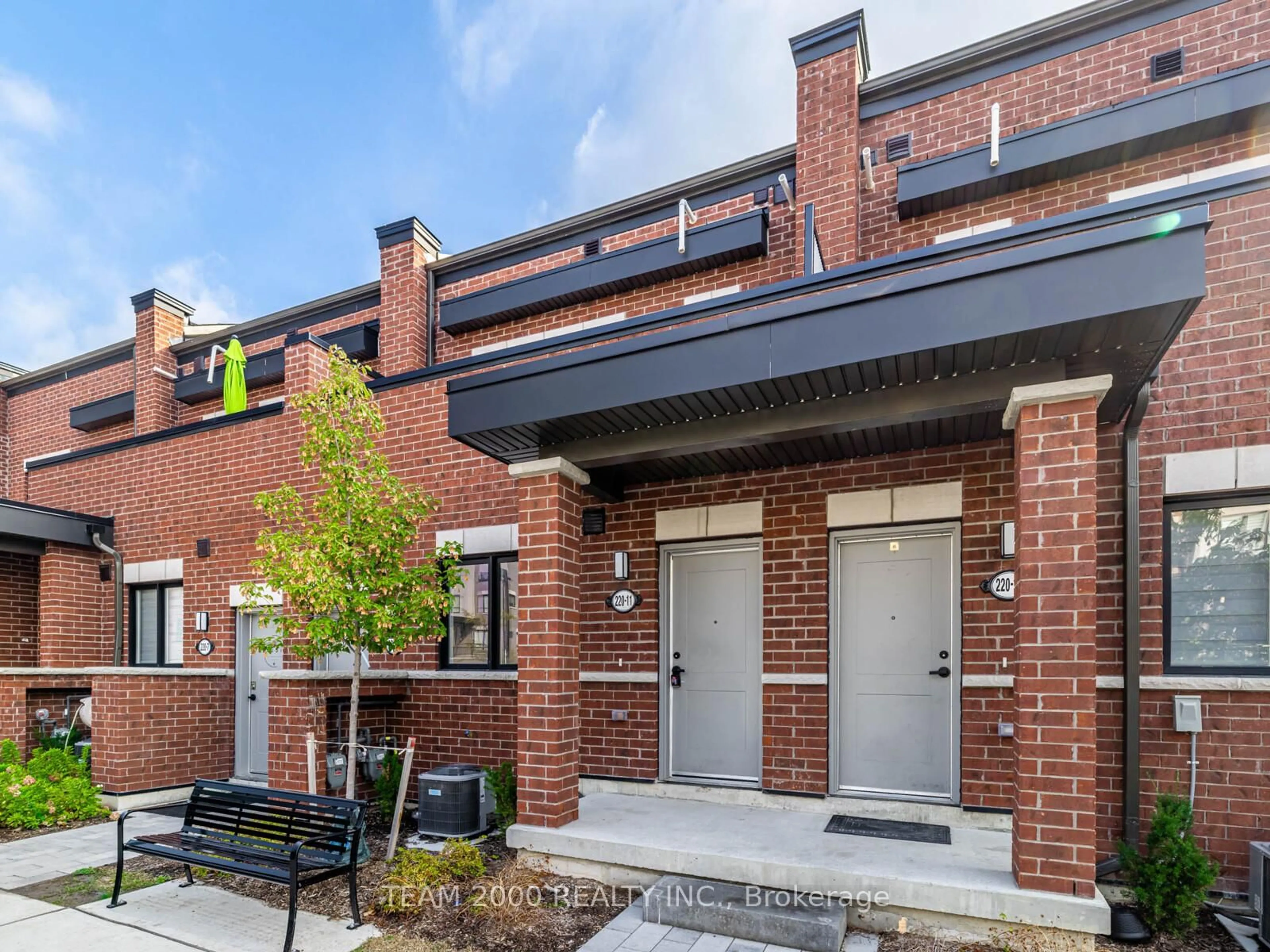 Home with brick exterior material, street for 220 Dissette St #11, Bradford West Gwillimbury Ontario L3Z 4M5