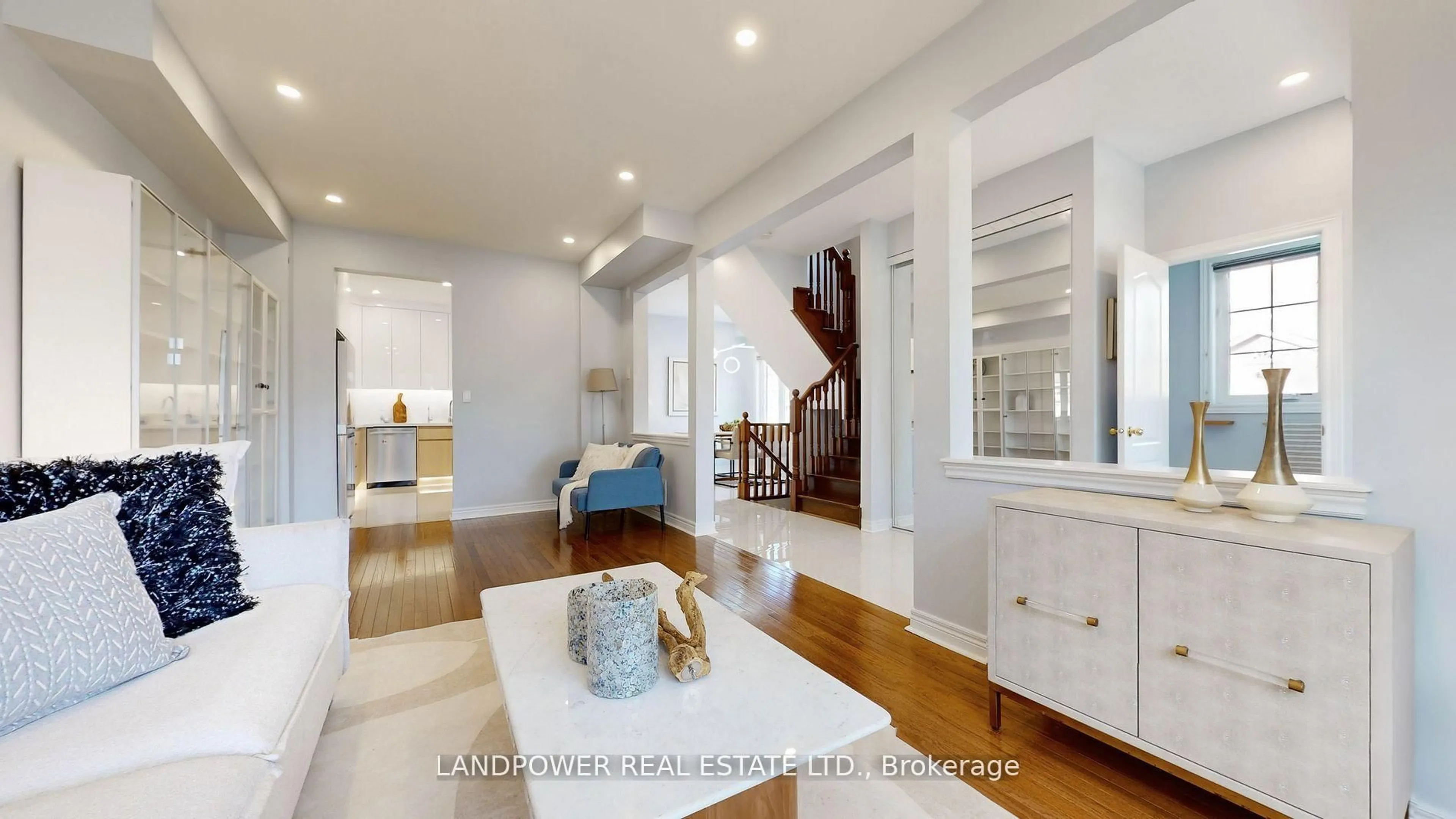 Unknown for 6 Pyneside St, Markham Ontario L6B 0R6