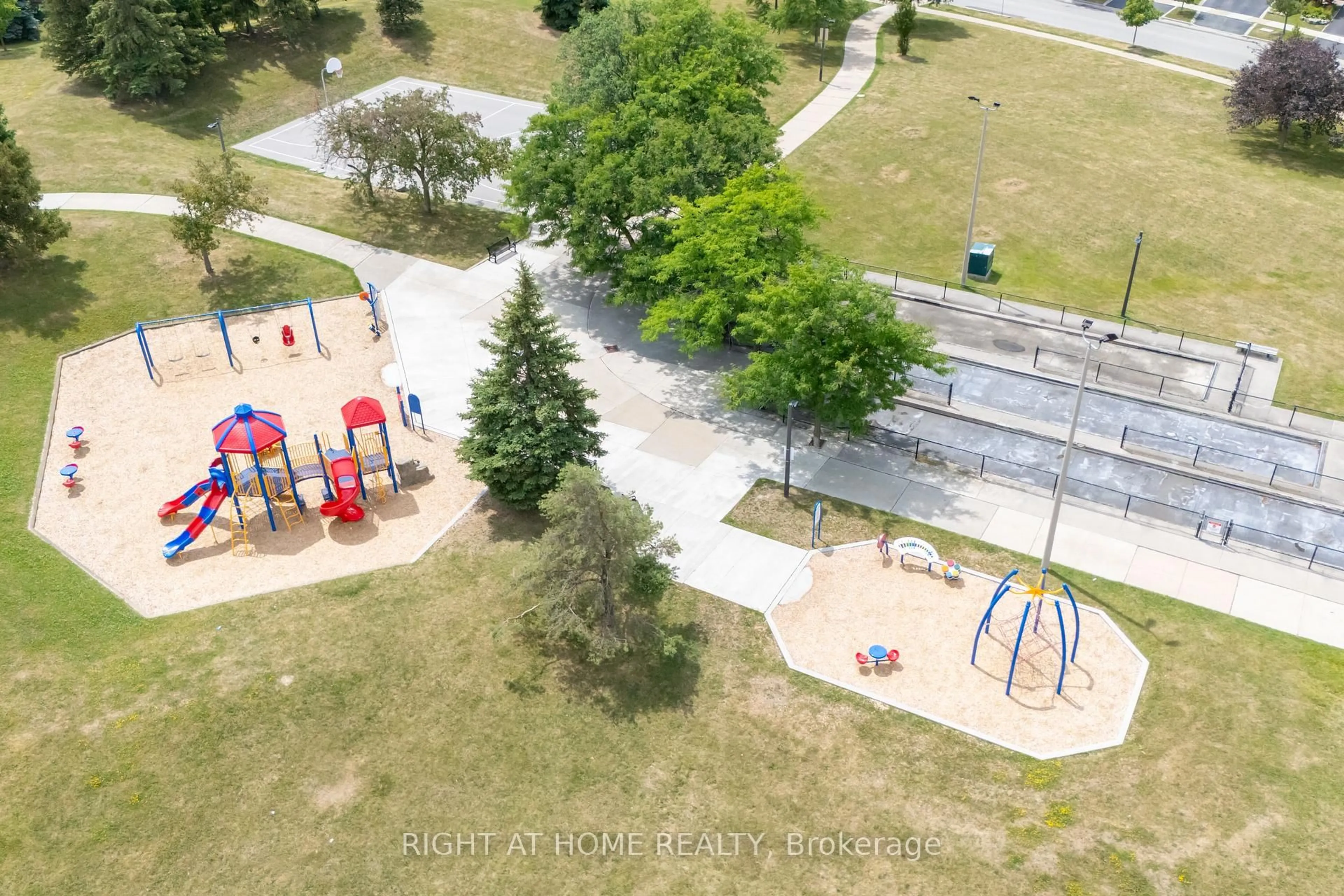 A pic from outside/outdoor area/front of a property/back of a property/a pic from drone, unknown for 259 Tall Grass Tr, Vaughan Ontario L4L 3P7