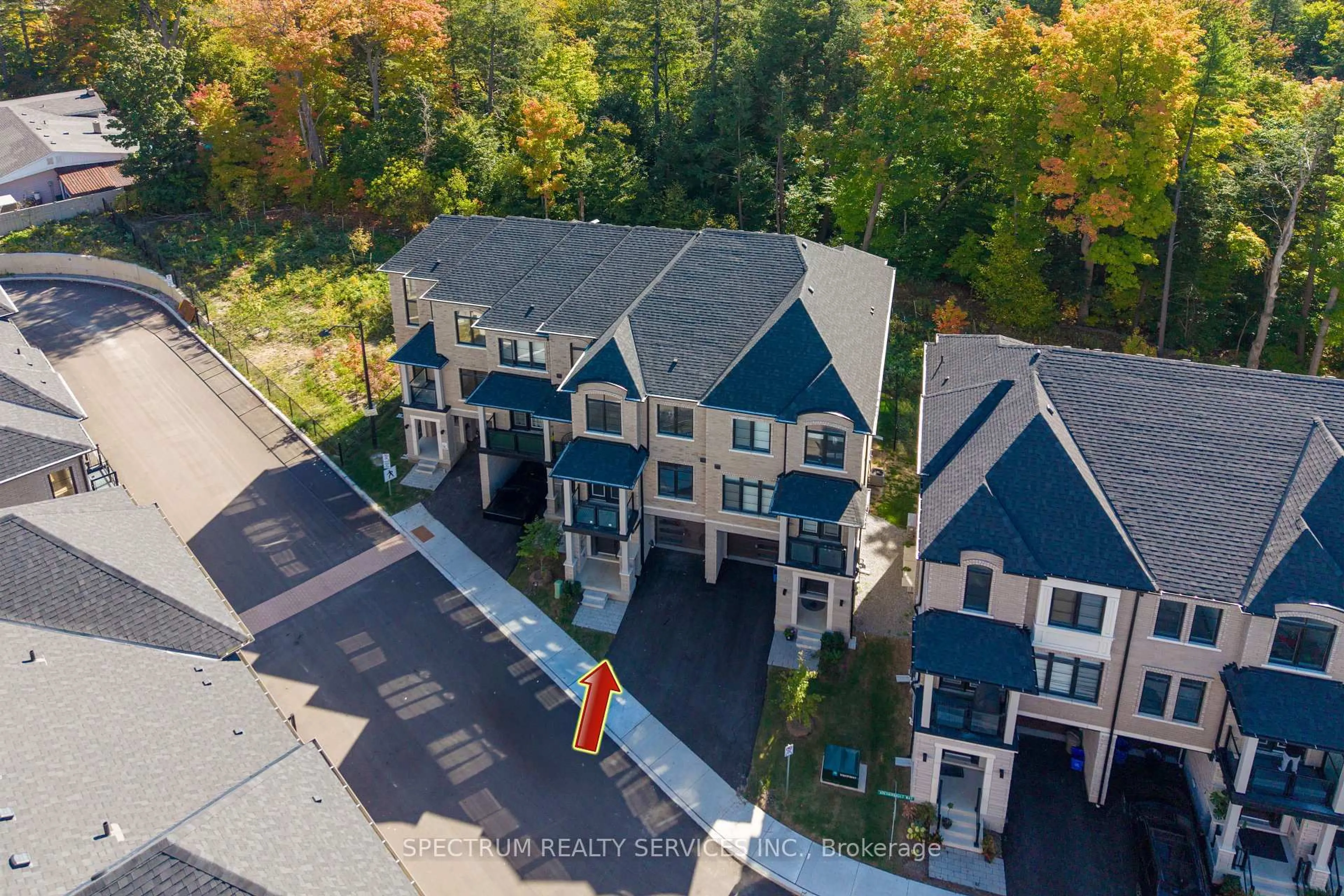 A pic from outside/outdoor area/front of a property/back of a property/a pic from drone, street for 35 De La Roche Dr, Vaughan Ontario L4H 5G4