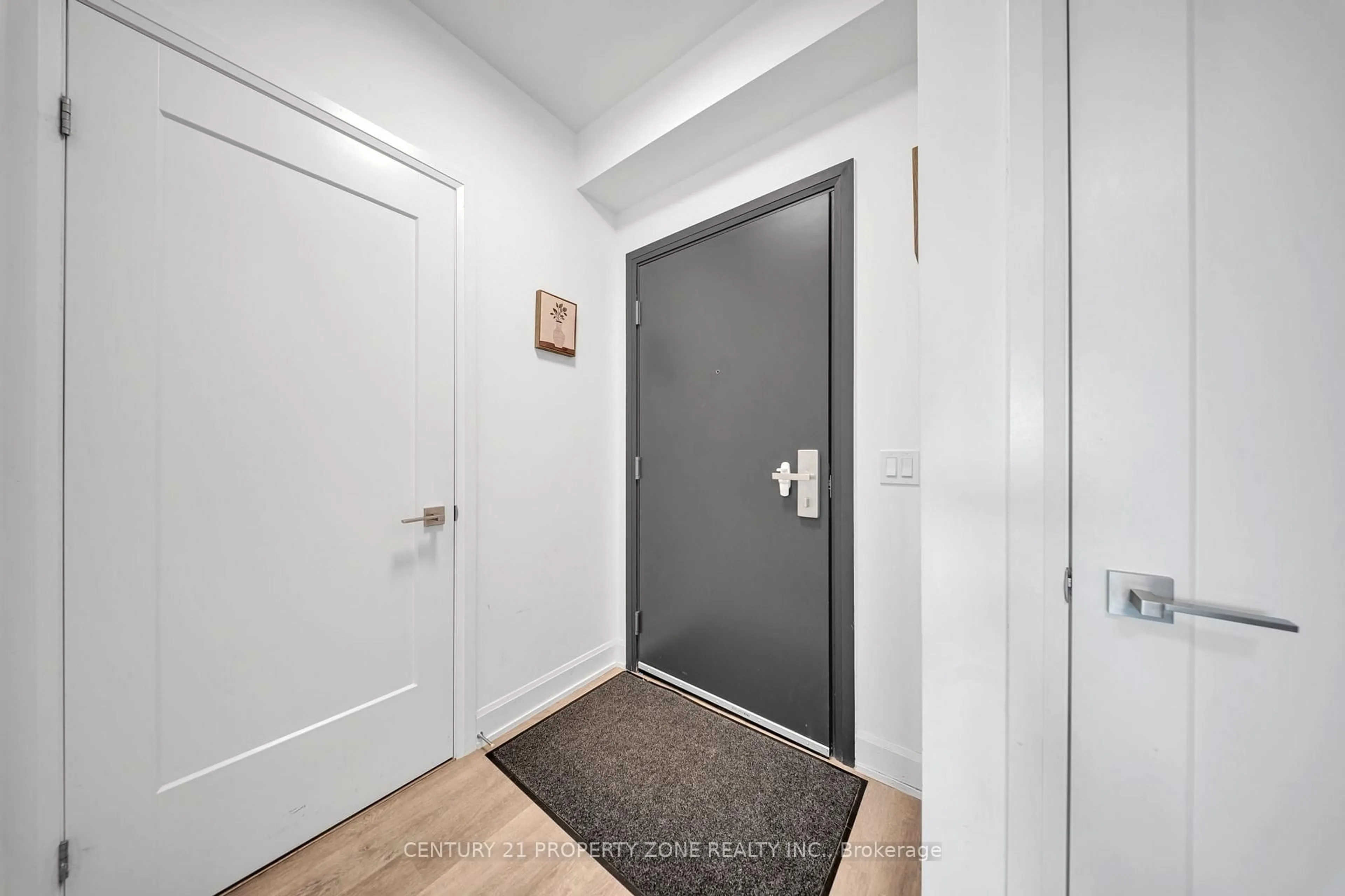 Indoor entryway for 38 Gandhi Lane #601, Markham Ontario L3T 0G9