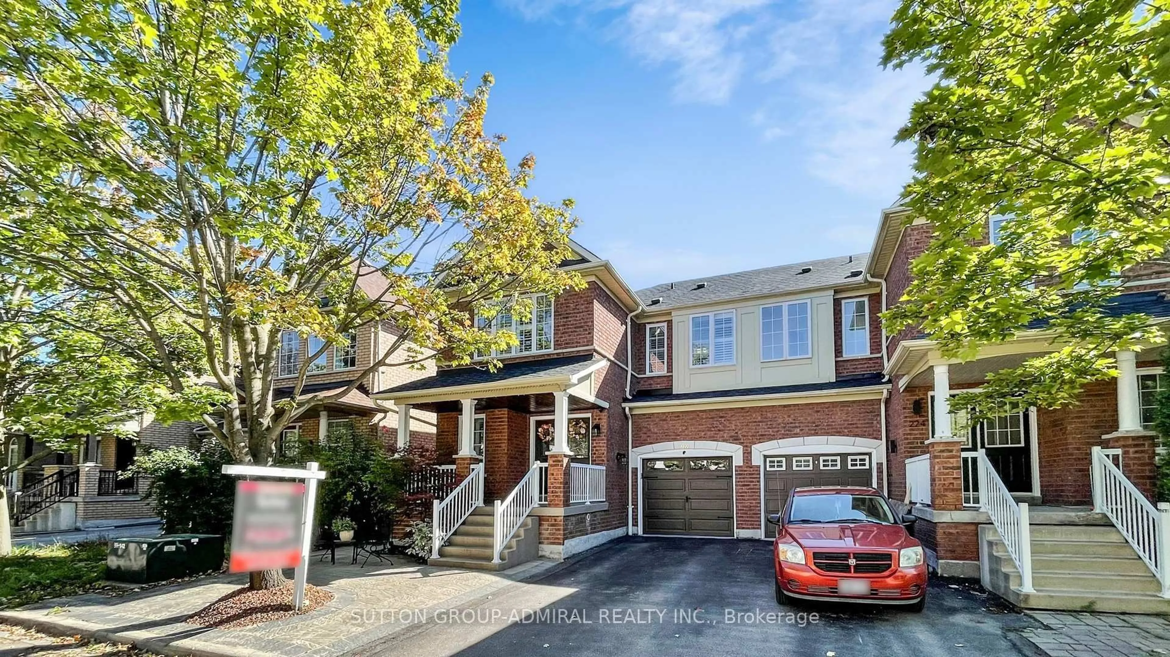 Home with brick exterior material, street for 222 Hollywood Hill Circ, Vaughan Ontario L4H 2P7