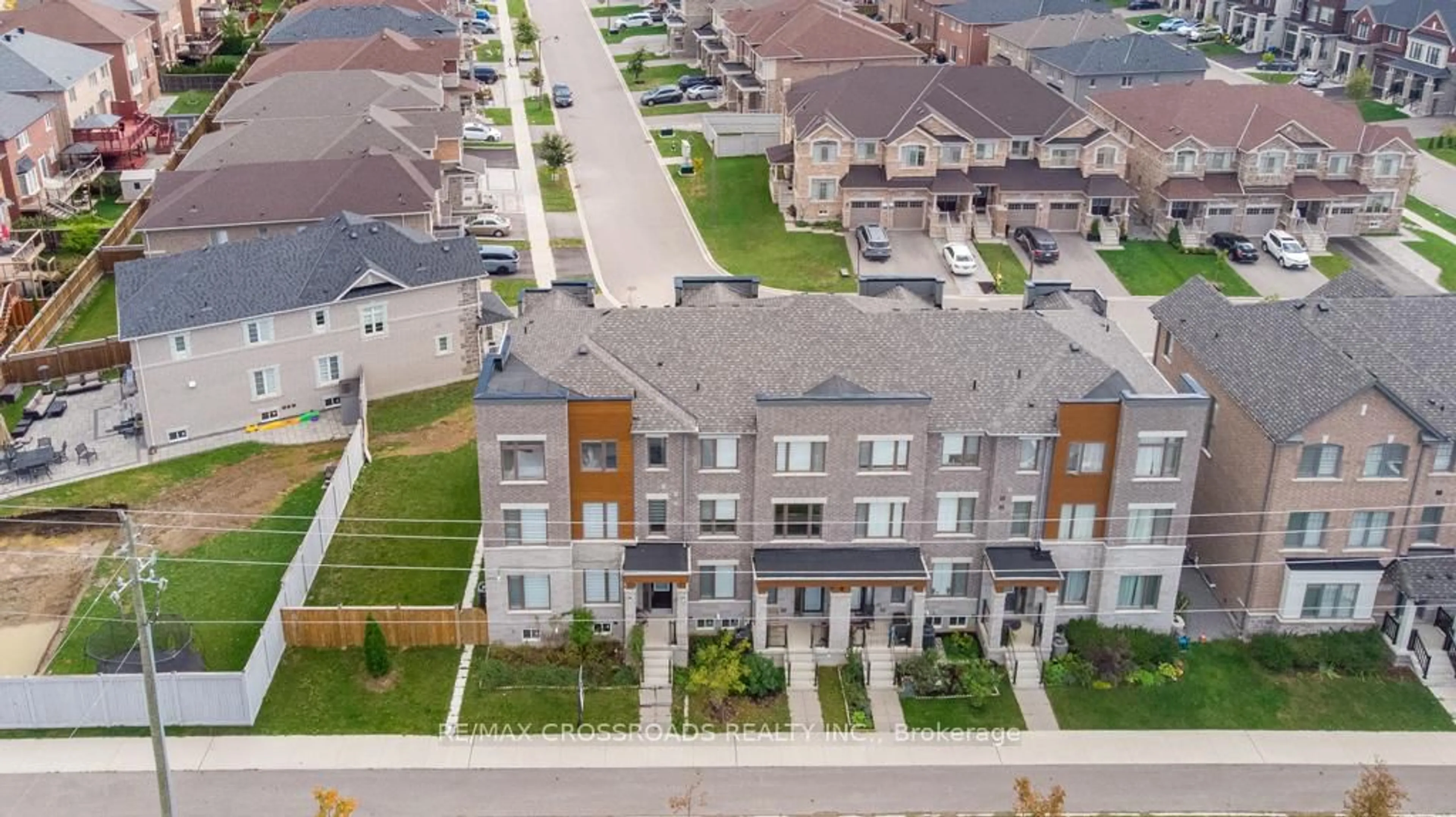 A pic from outside/outdoor area/front of a property/back of a property/a pic from drone, street for 11815 Tenth Line, Whitchurch-Stouffville Ontario L4A 4V7
